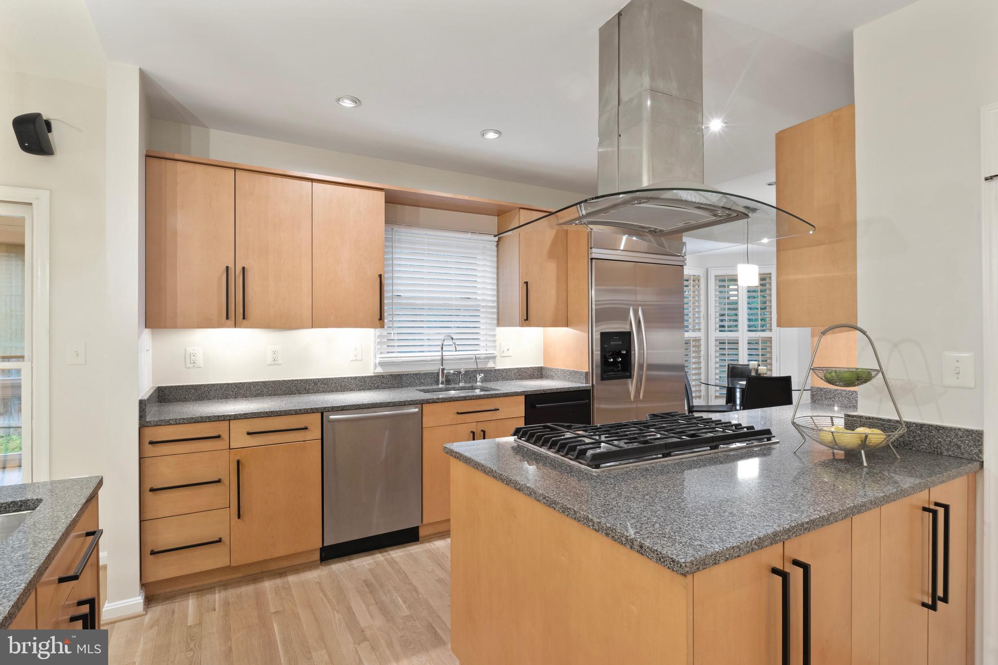 GROSVENOR WOODS - Residential