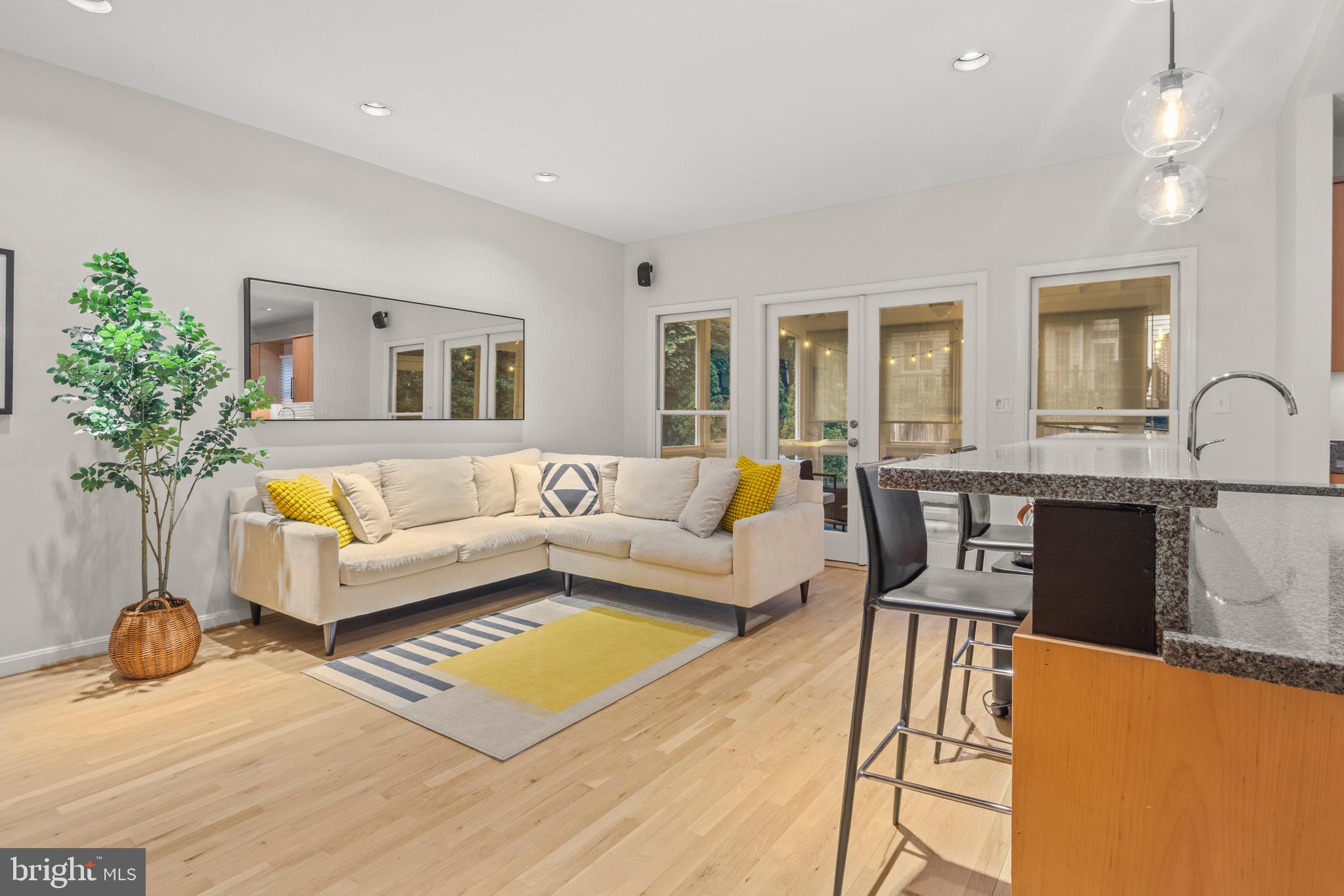 GROSVENOR WOODS - Residential
