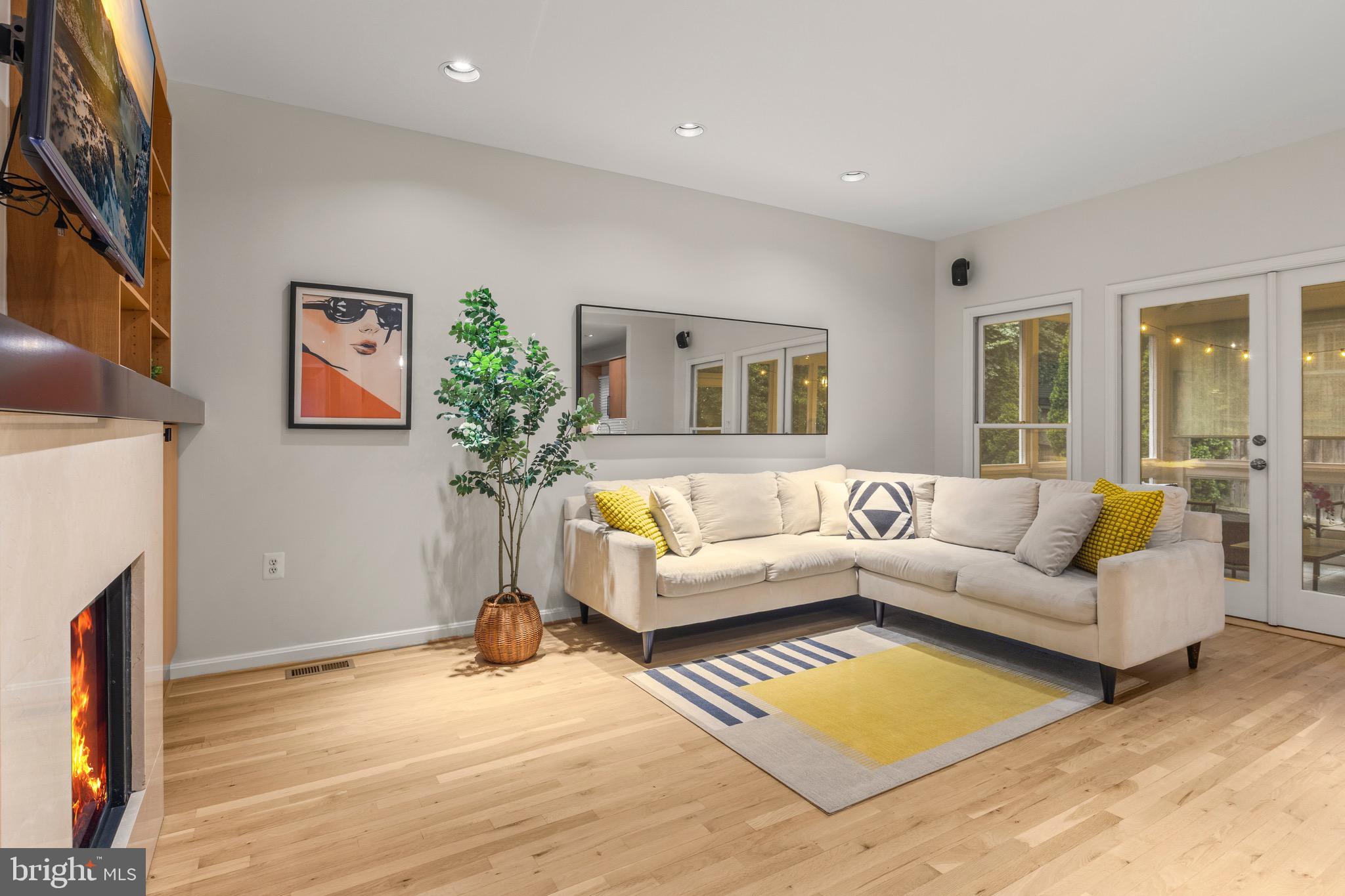 GROSVENOR WOODS - Residential