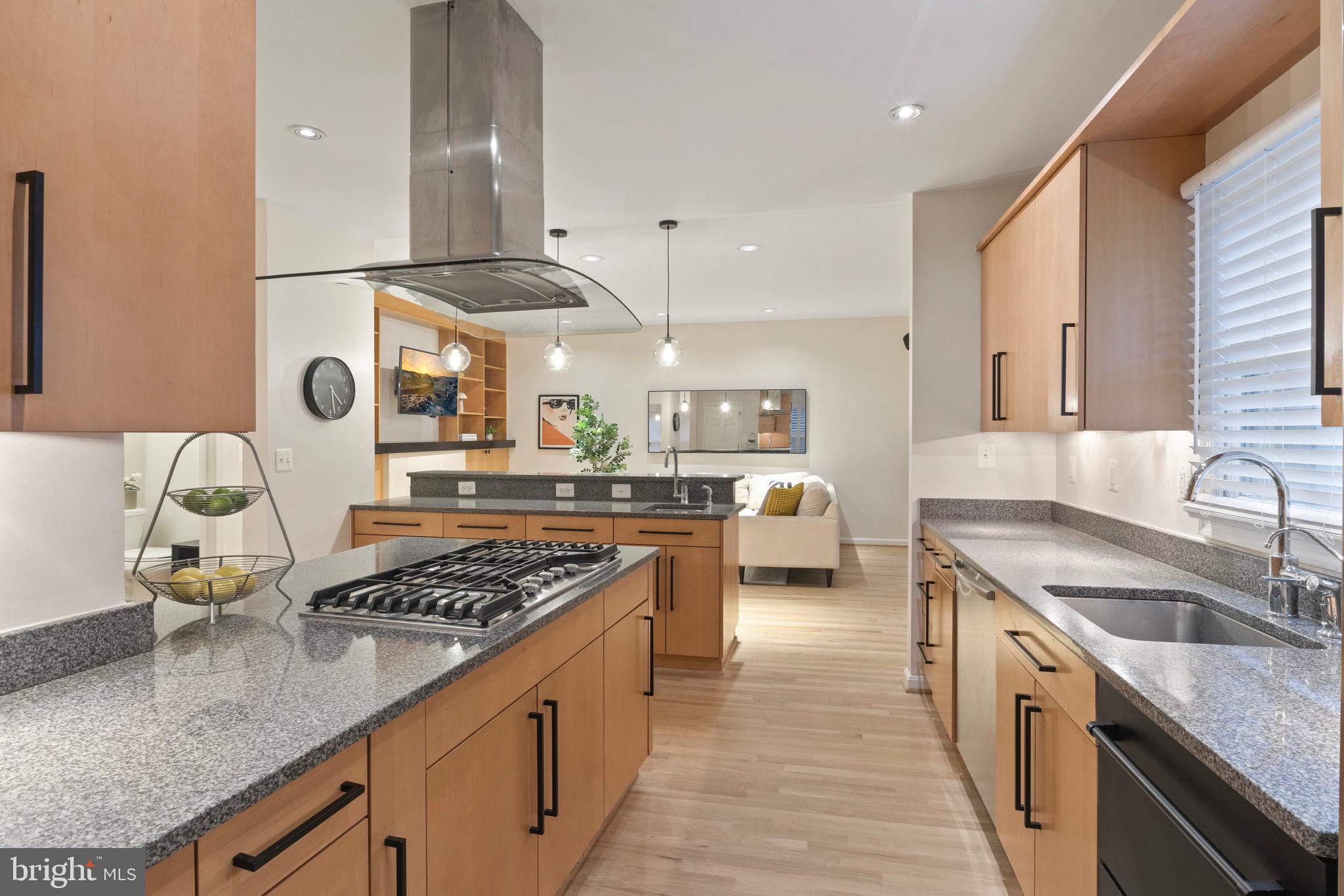 GROSVENOR WOODS - Residential