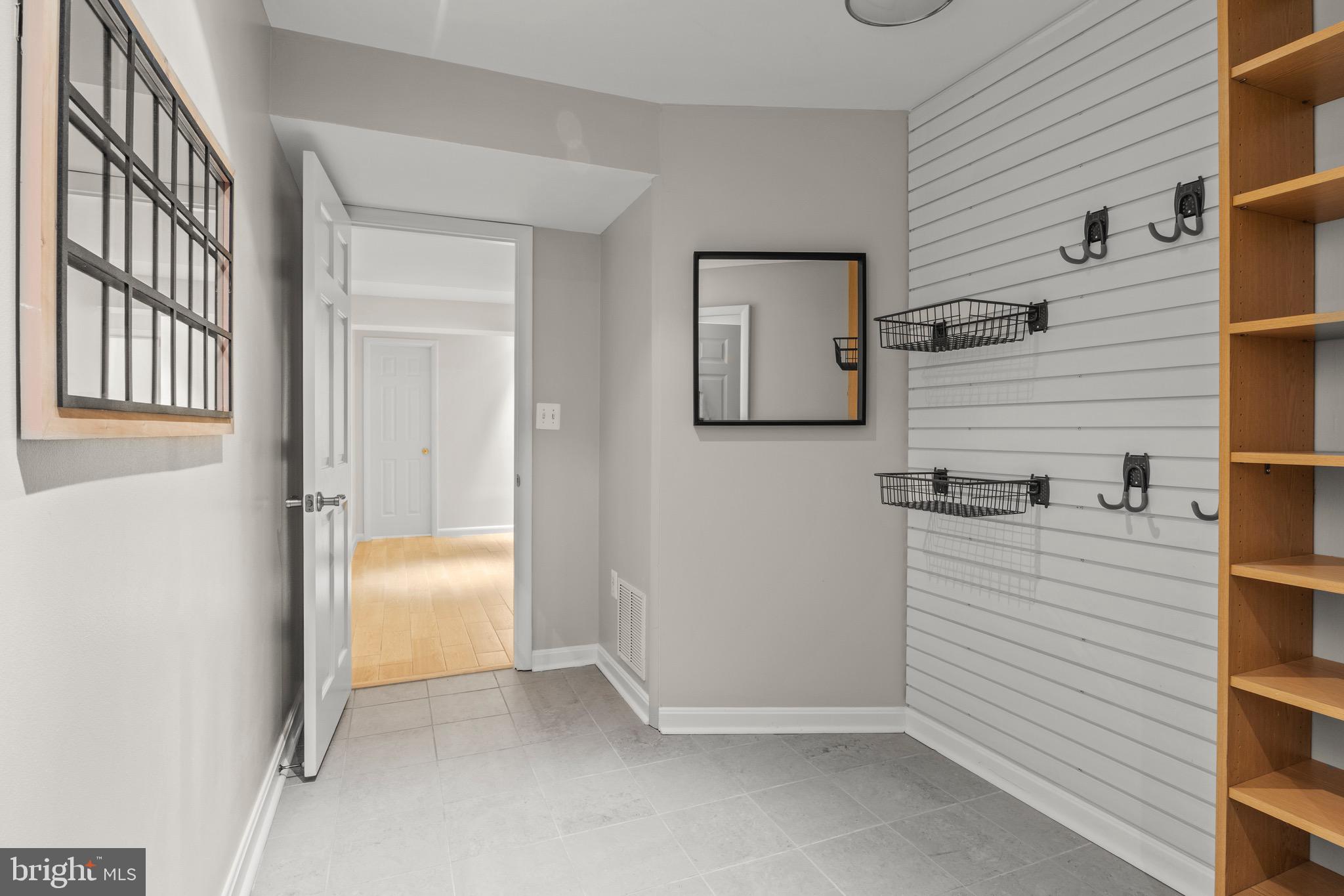 GROSVENOR WOODS - Residential