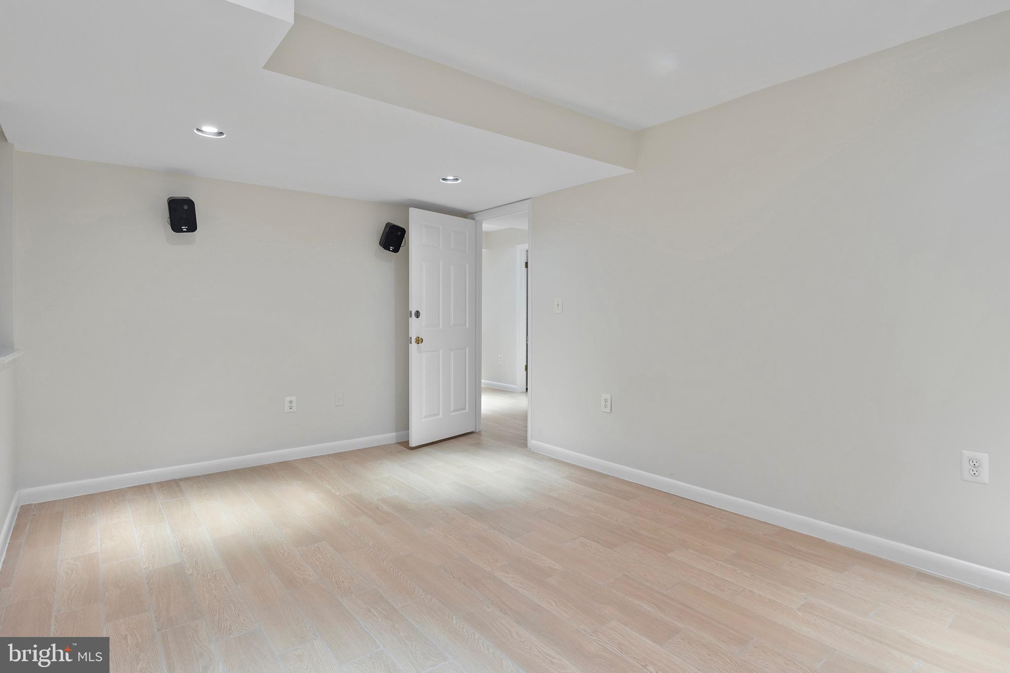 GROSVENOR WOODS - Residential