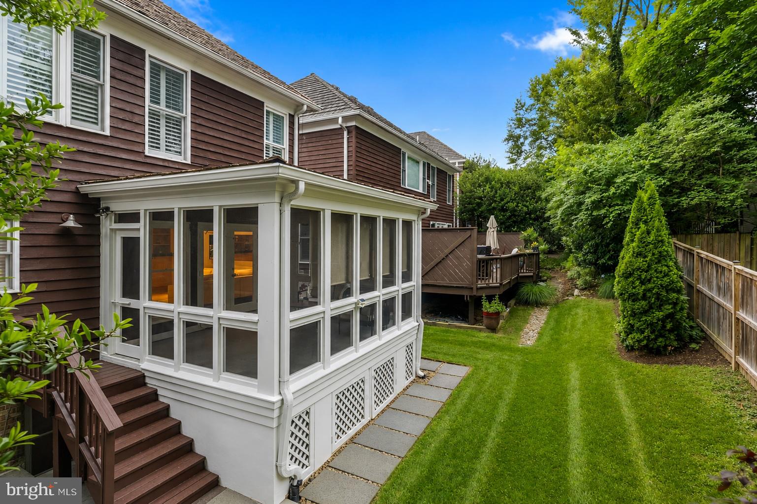 GROSVENOR WOODS - Residential