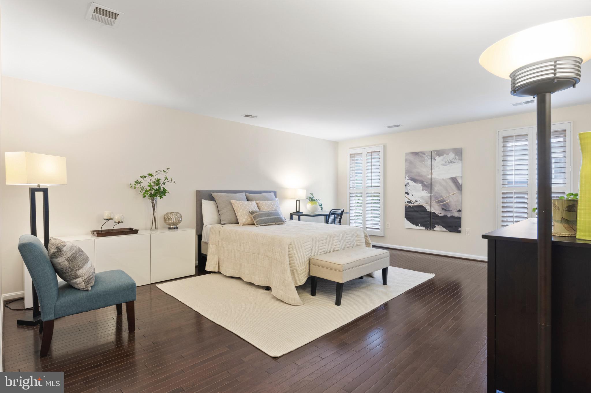 GROSVENOR WOODS - Residential