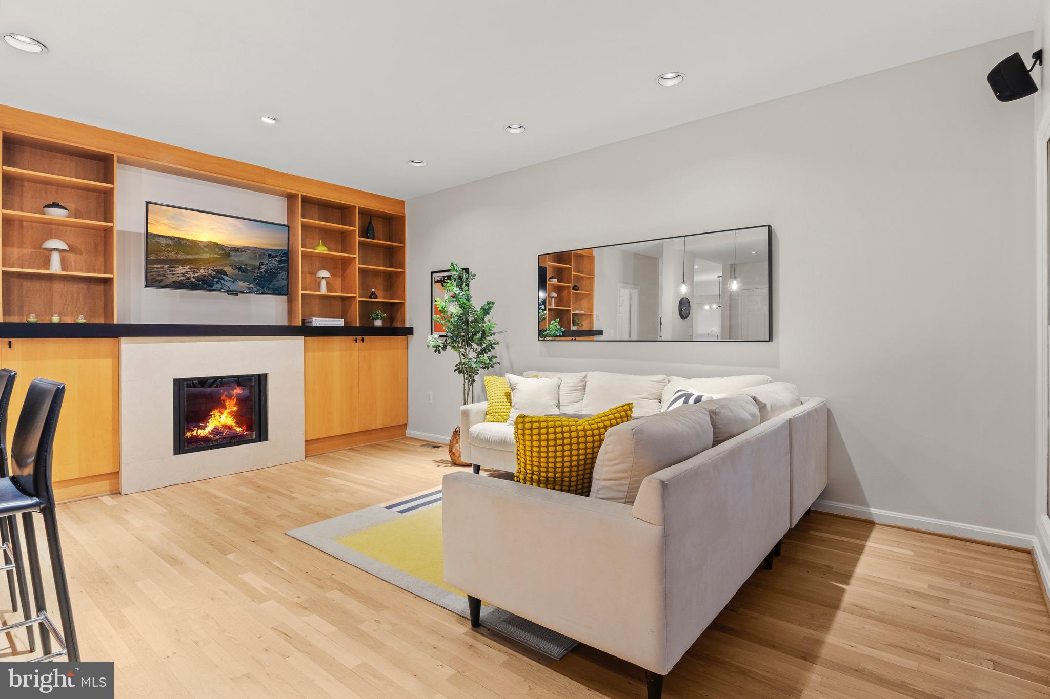 GROSVENOR WOODS - Residential