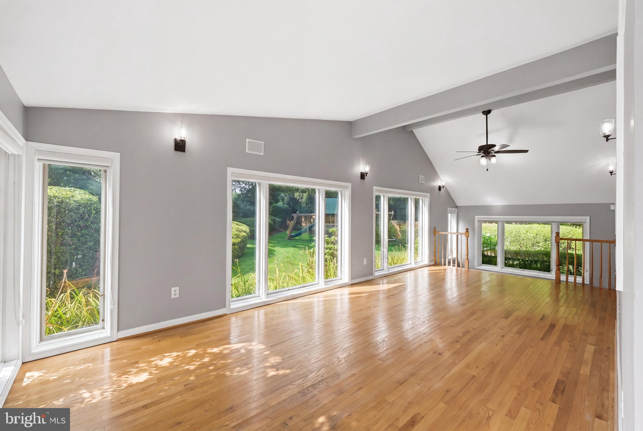 SHERWOOD FOREST MANOR - Residential
