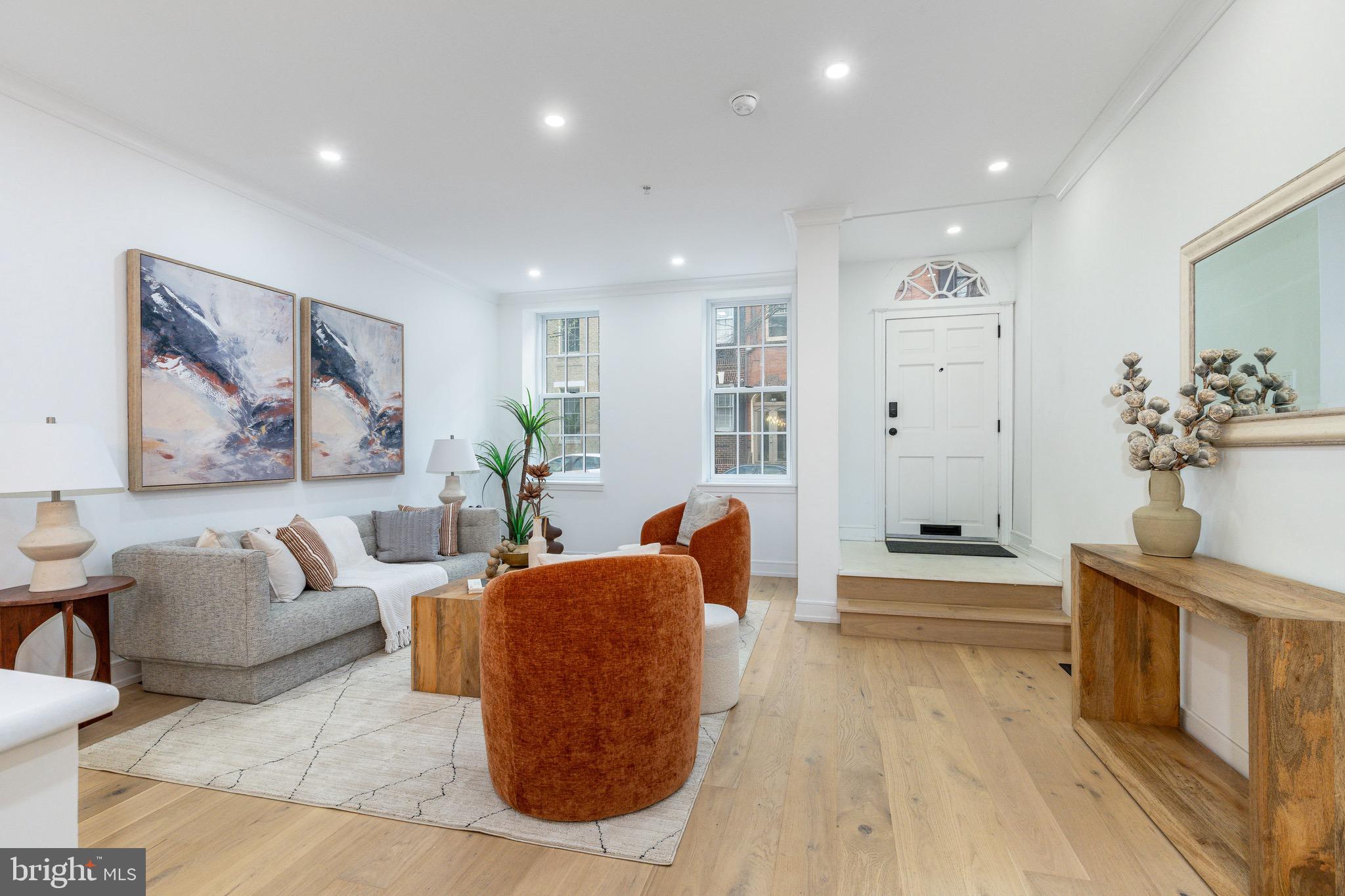 SOCIETY HILL - Residential