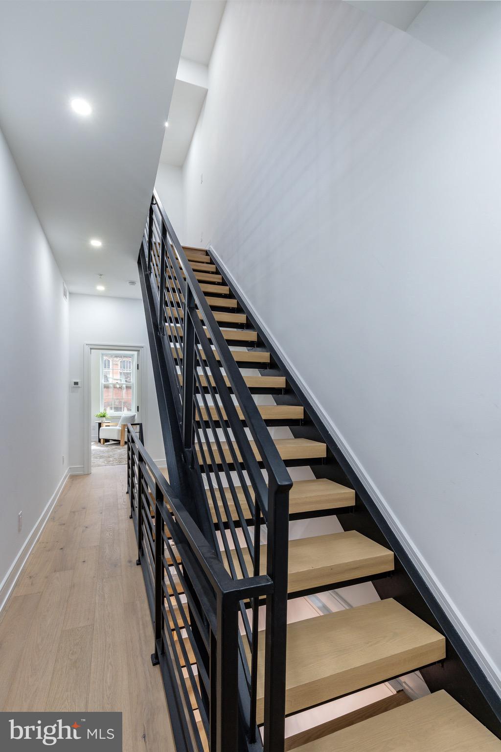 SOCIETY HILL - Residential