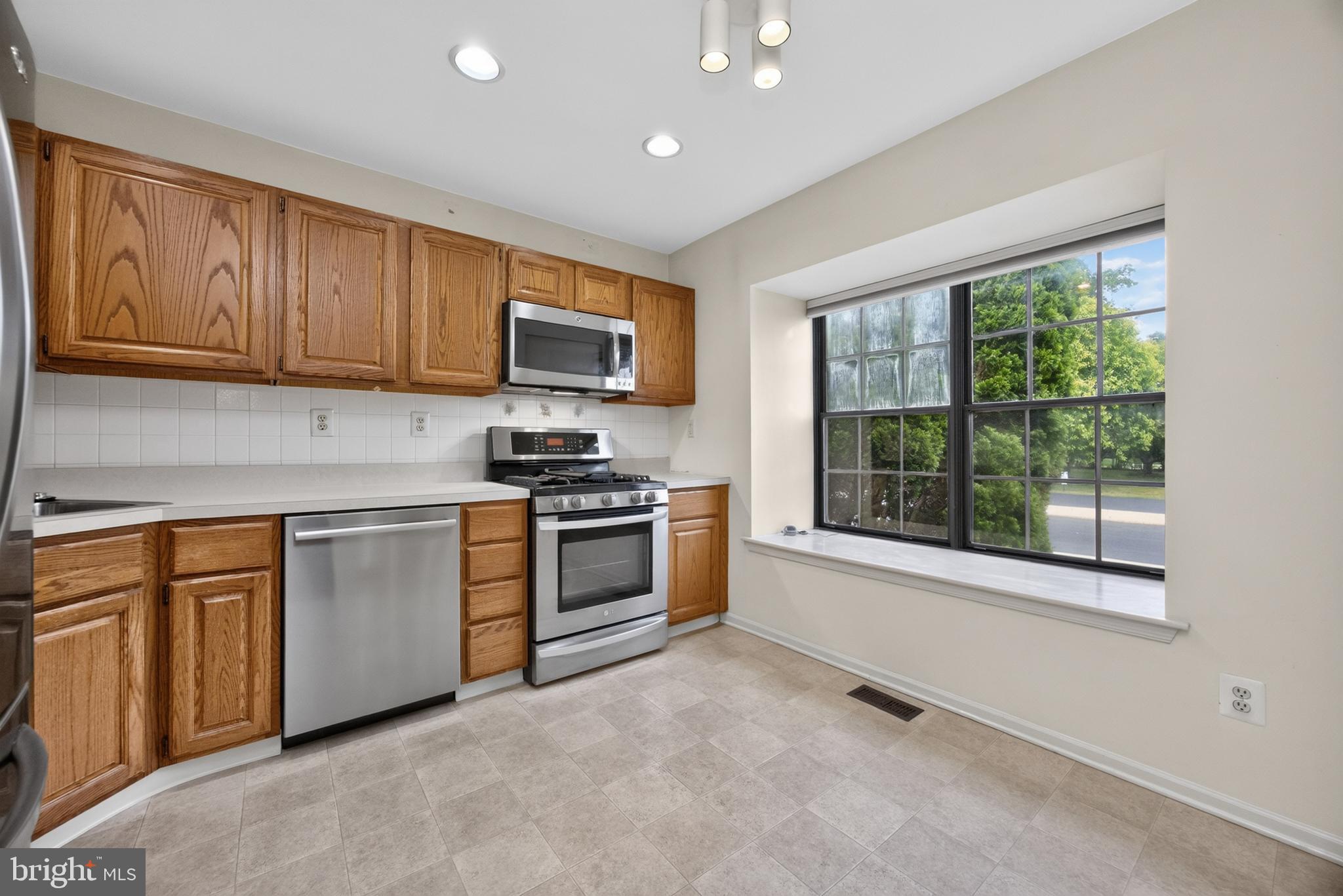 WESTOVER CROSSING - Residential