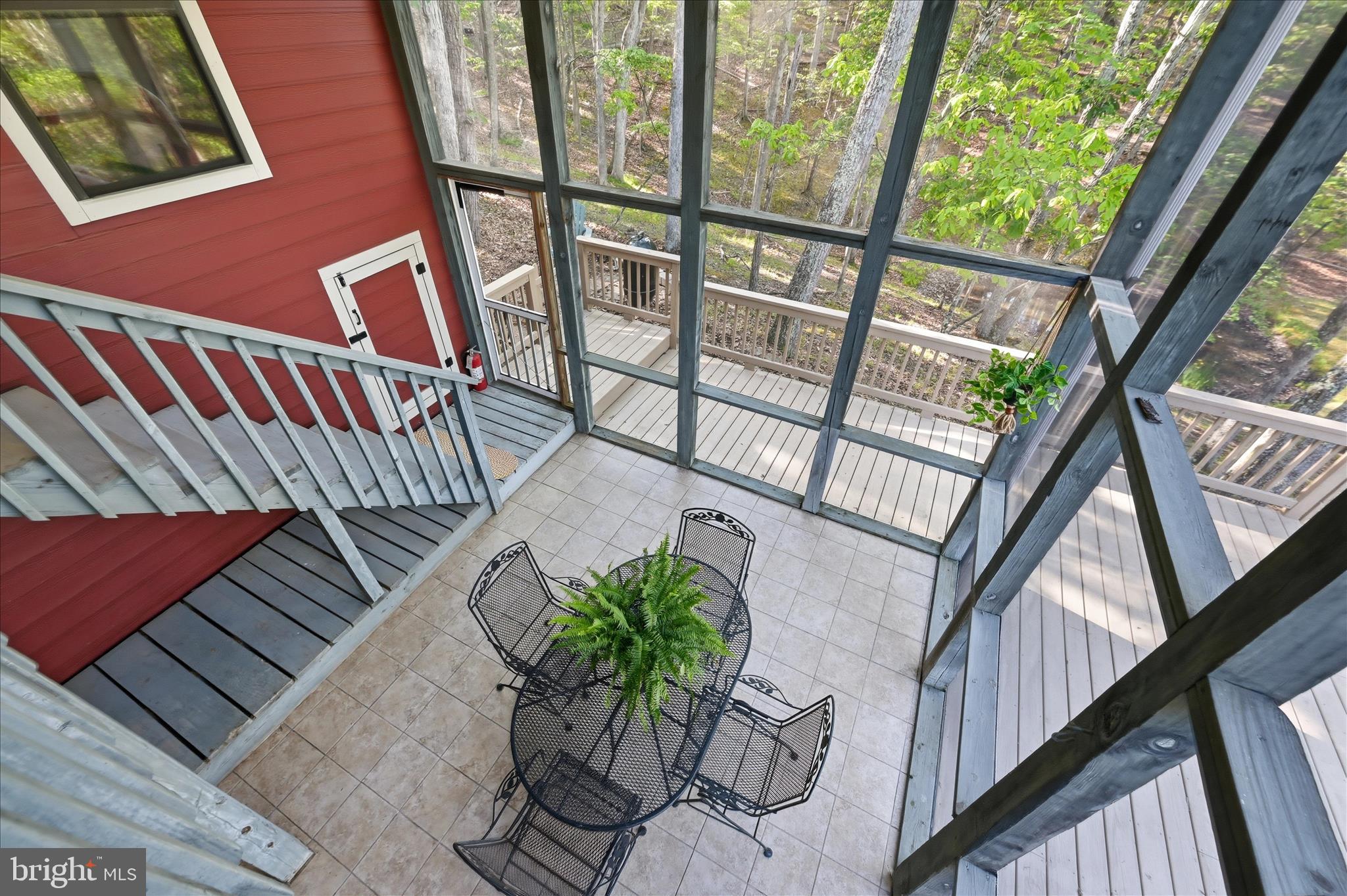 THE CROSSING AT GREAT CACAPON - Residential