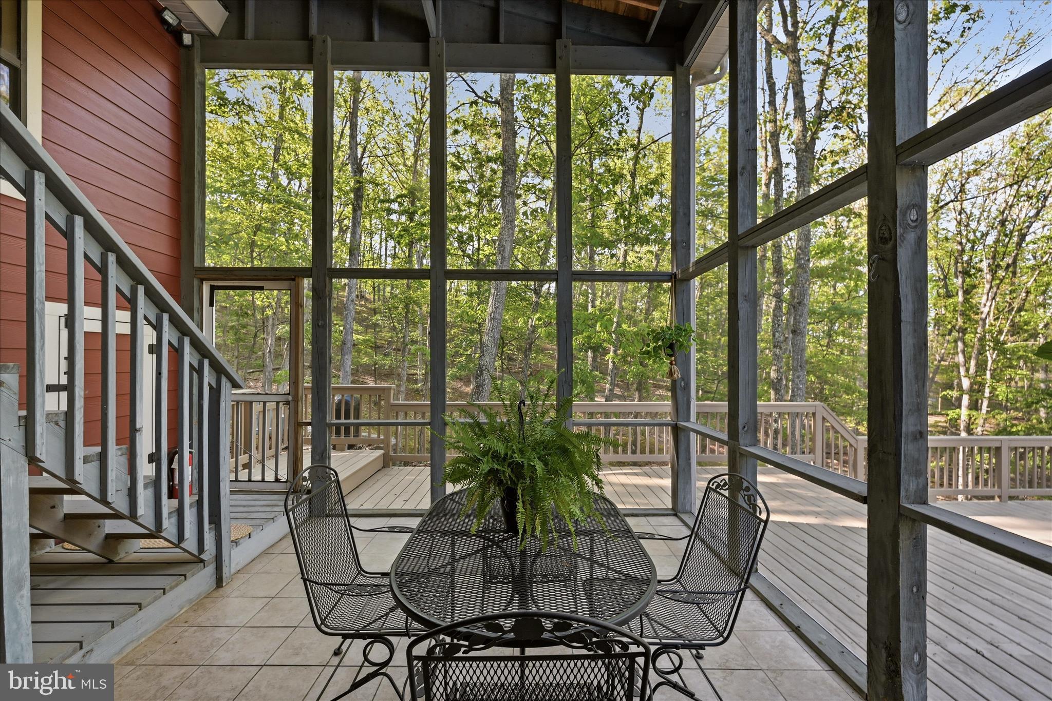 THE CROSSING AT GREAT CACAPON - Residential