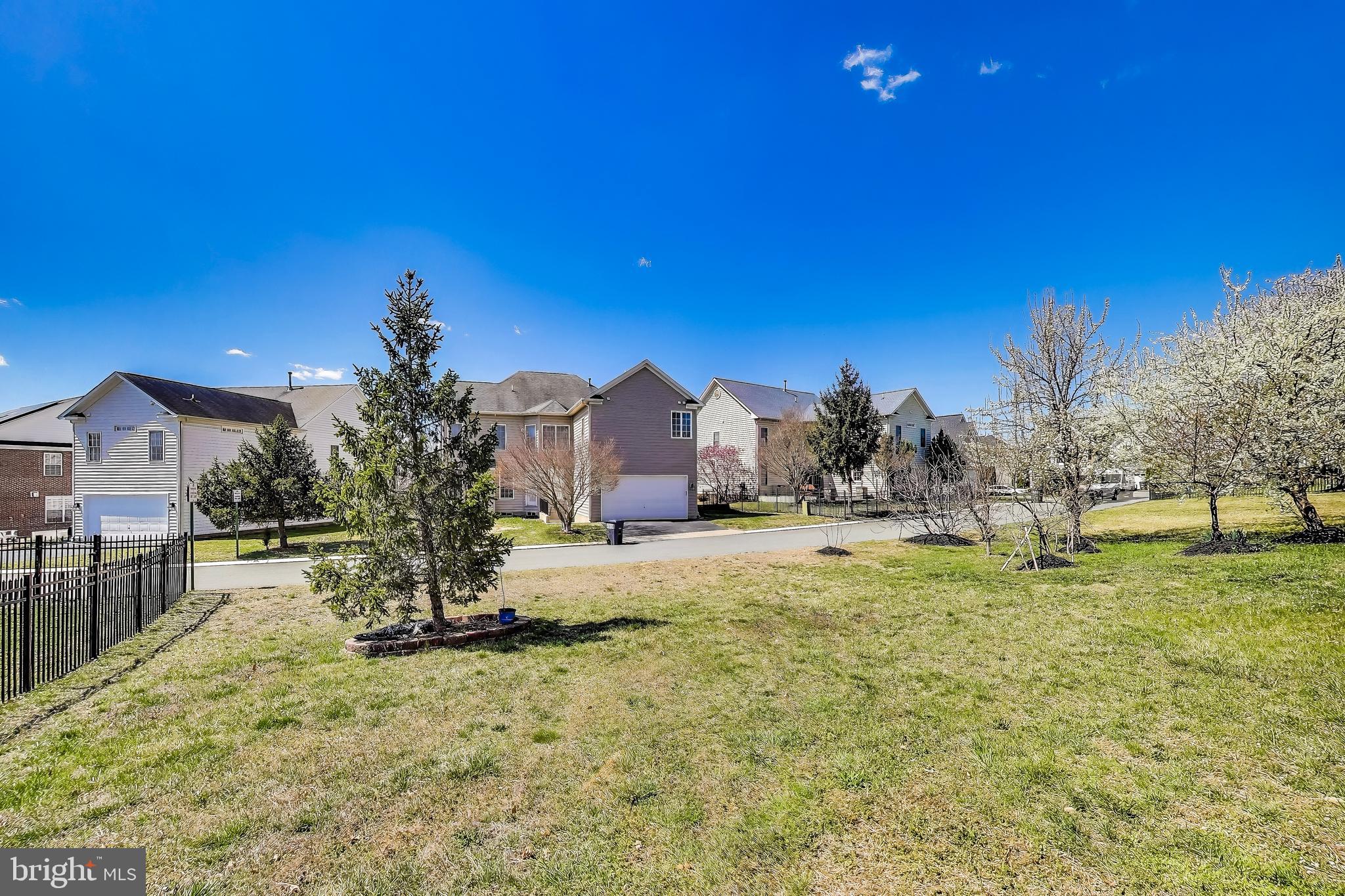 PORT POTOMAC - Residential