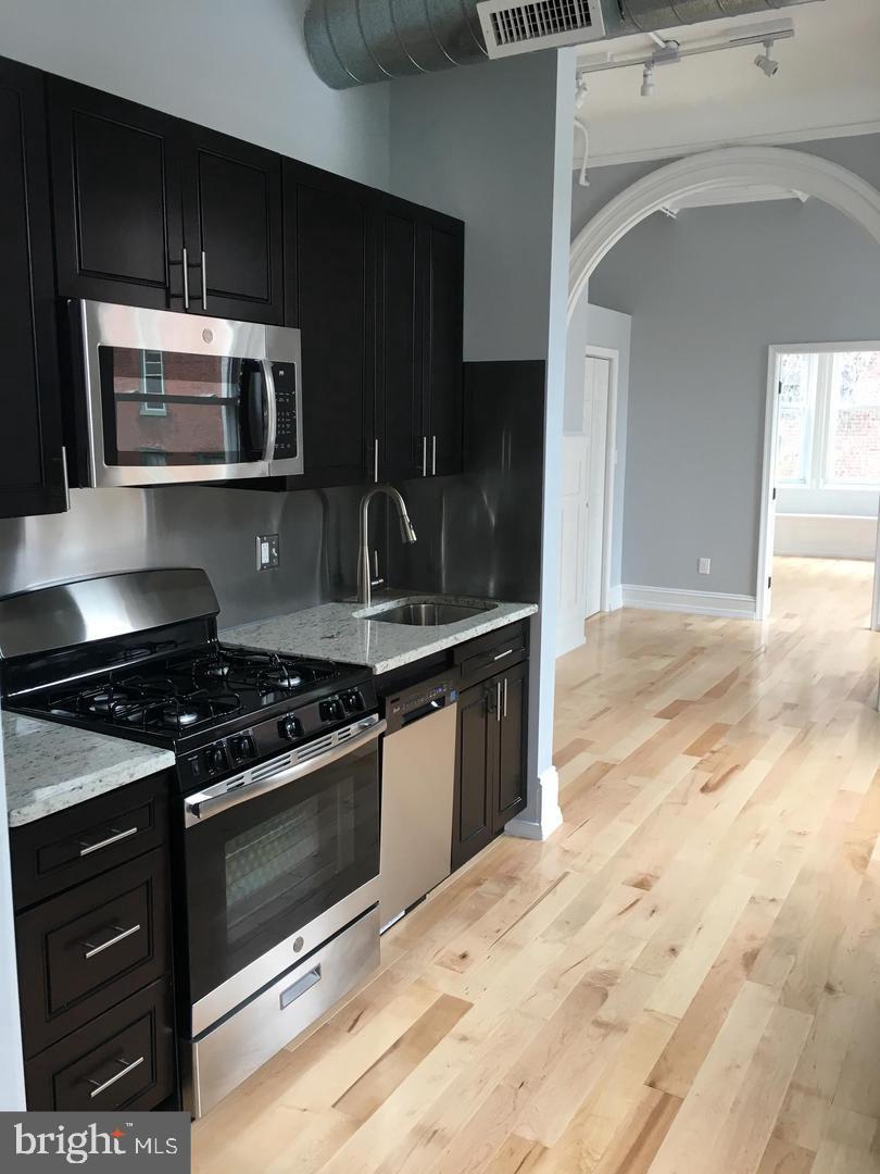CENTER CITY - Residential Lease