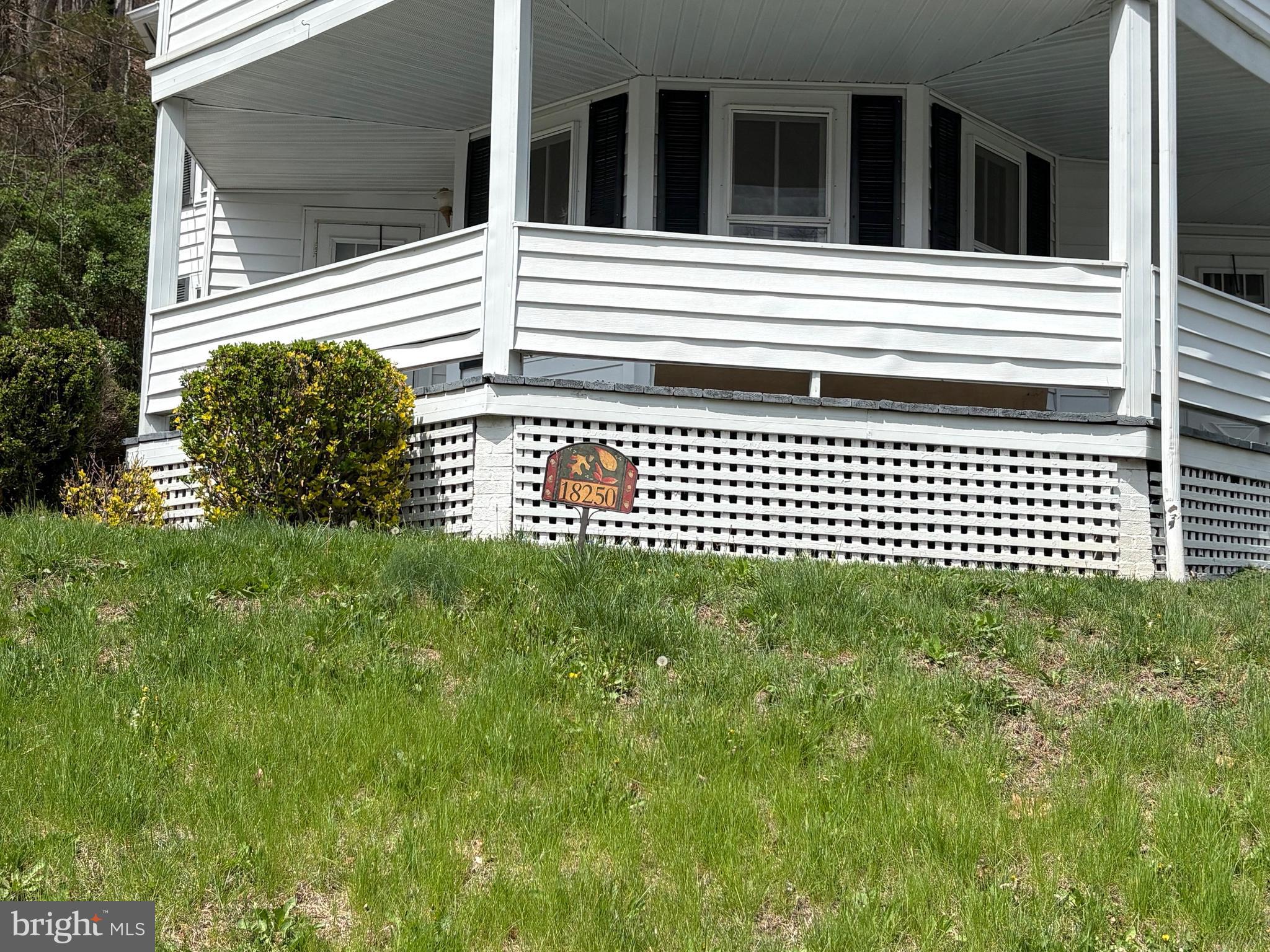 NONE UNRESTRICTED - Residential