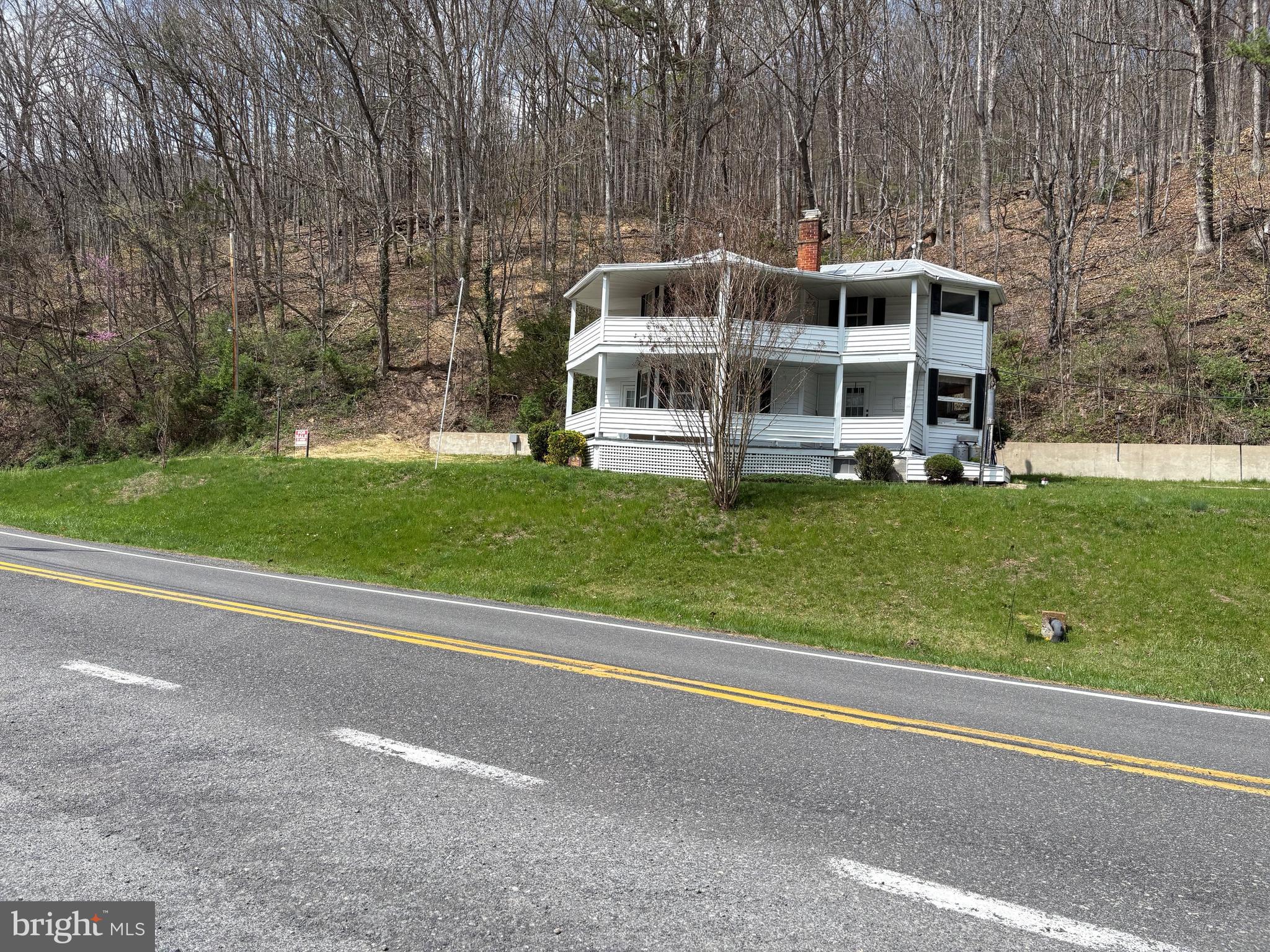 NONE UNRESTRICTED - Residential