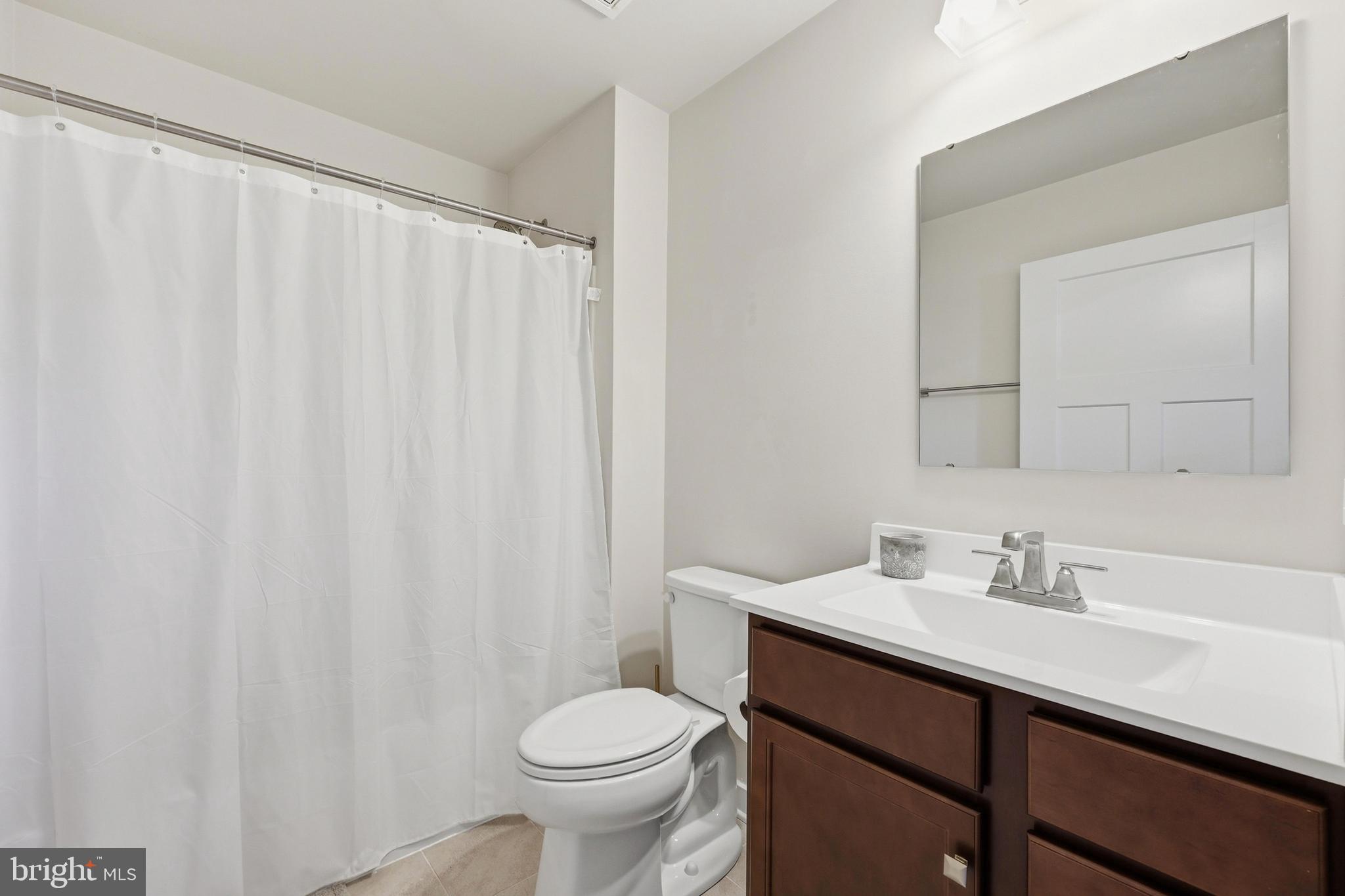 THE LAKES AT MARTINSBURG - Residential