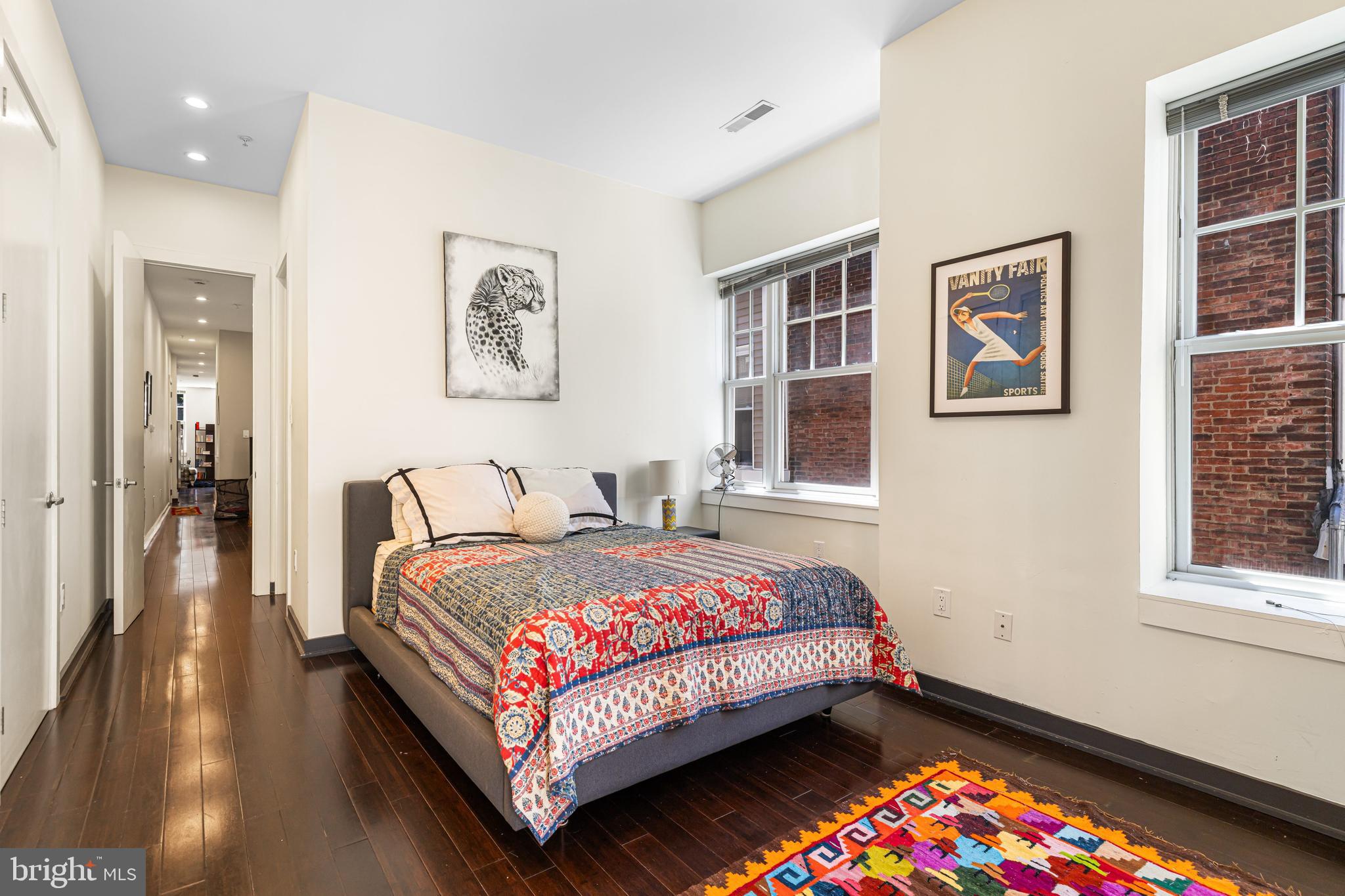 SOCIETY HILL - Residential