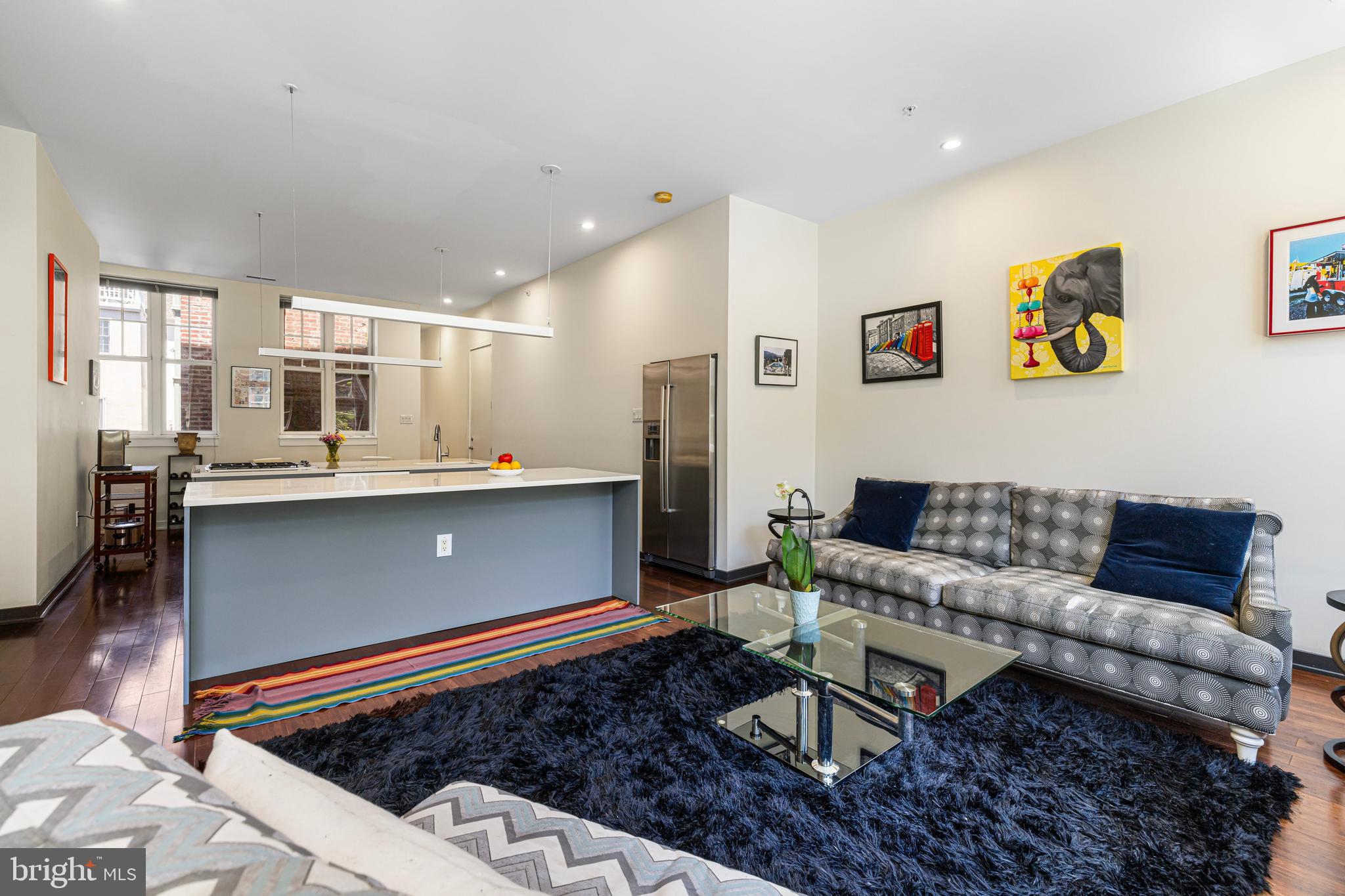 SOCIETY HILL - Residential