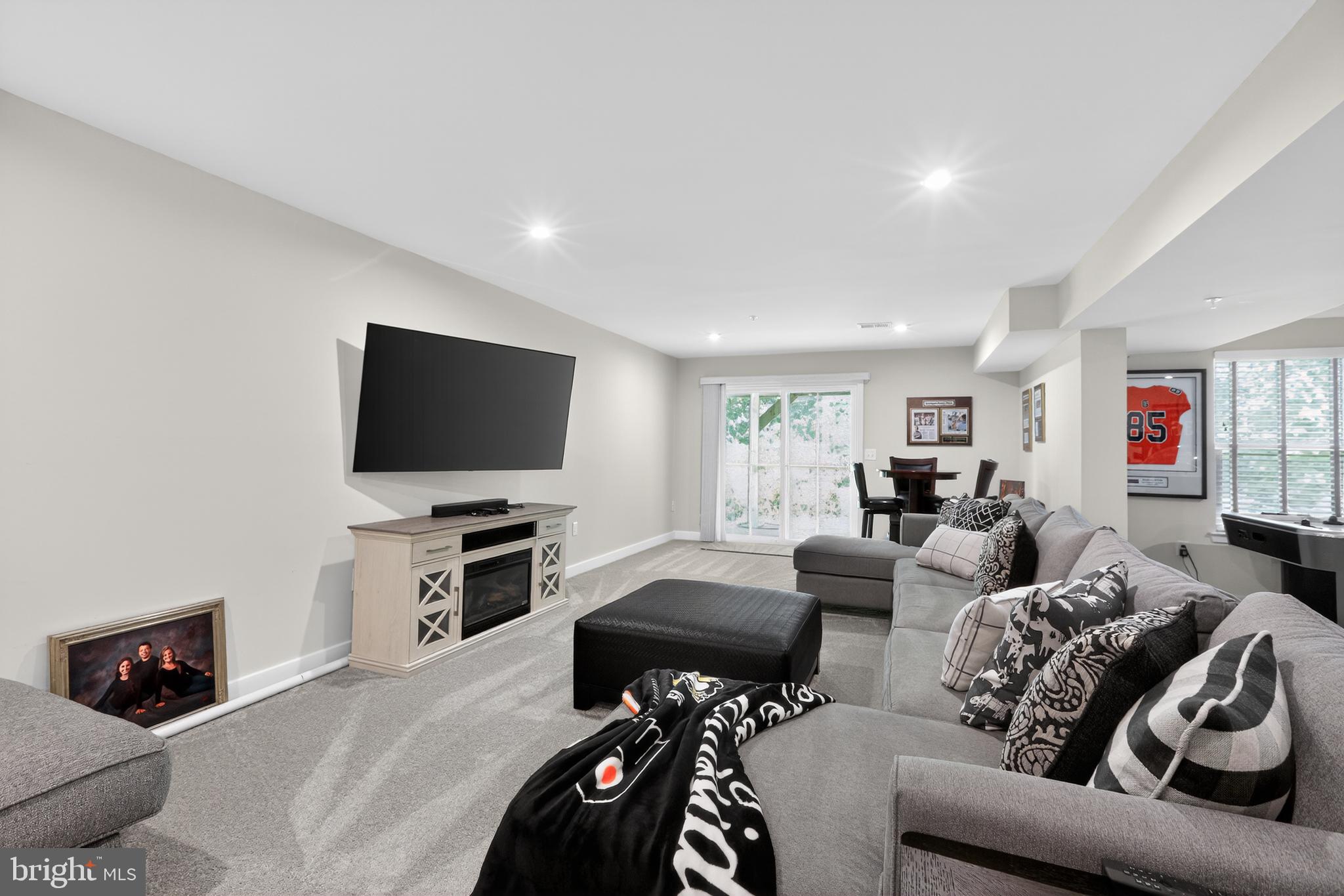 YARDLEY WOODS - Residential