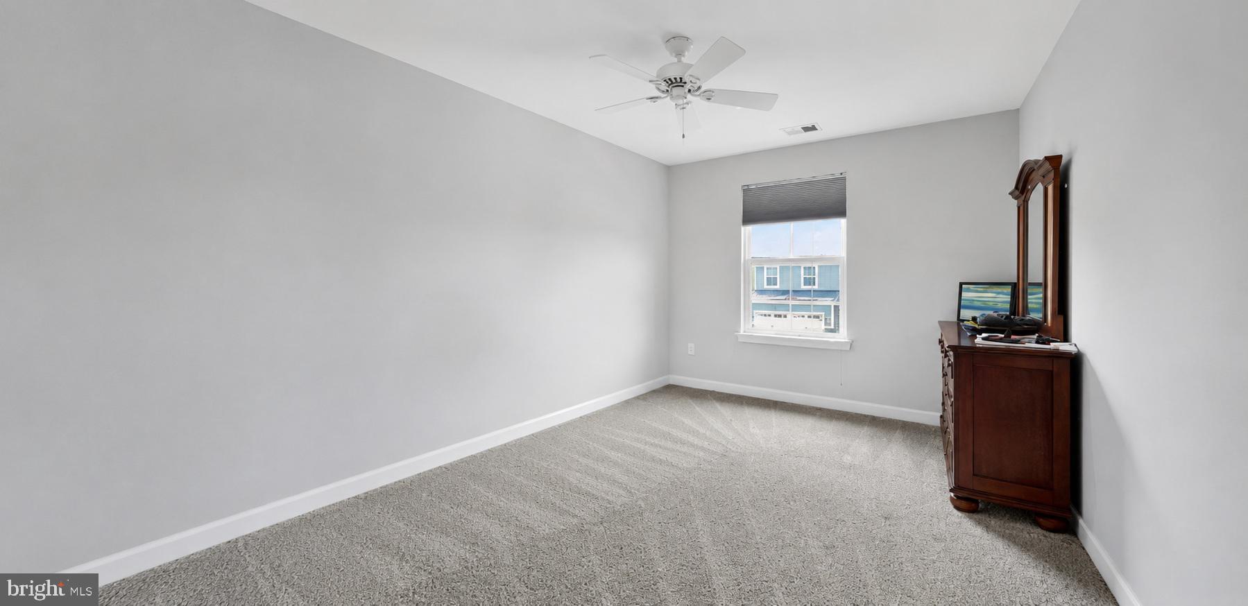YARDLEY WOODS - Residential