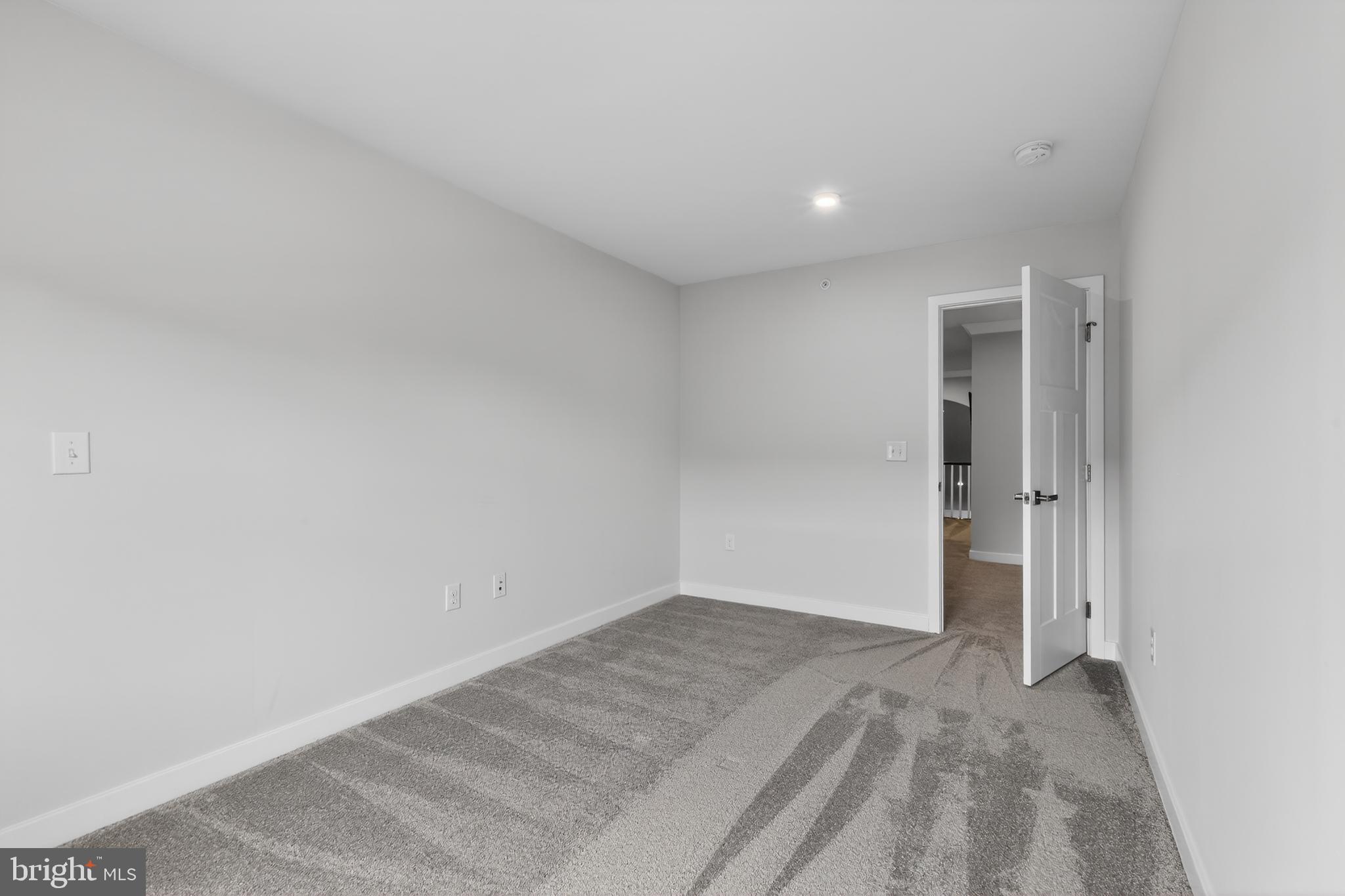 YARDLEY WOODS - Residential
