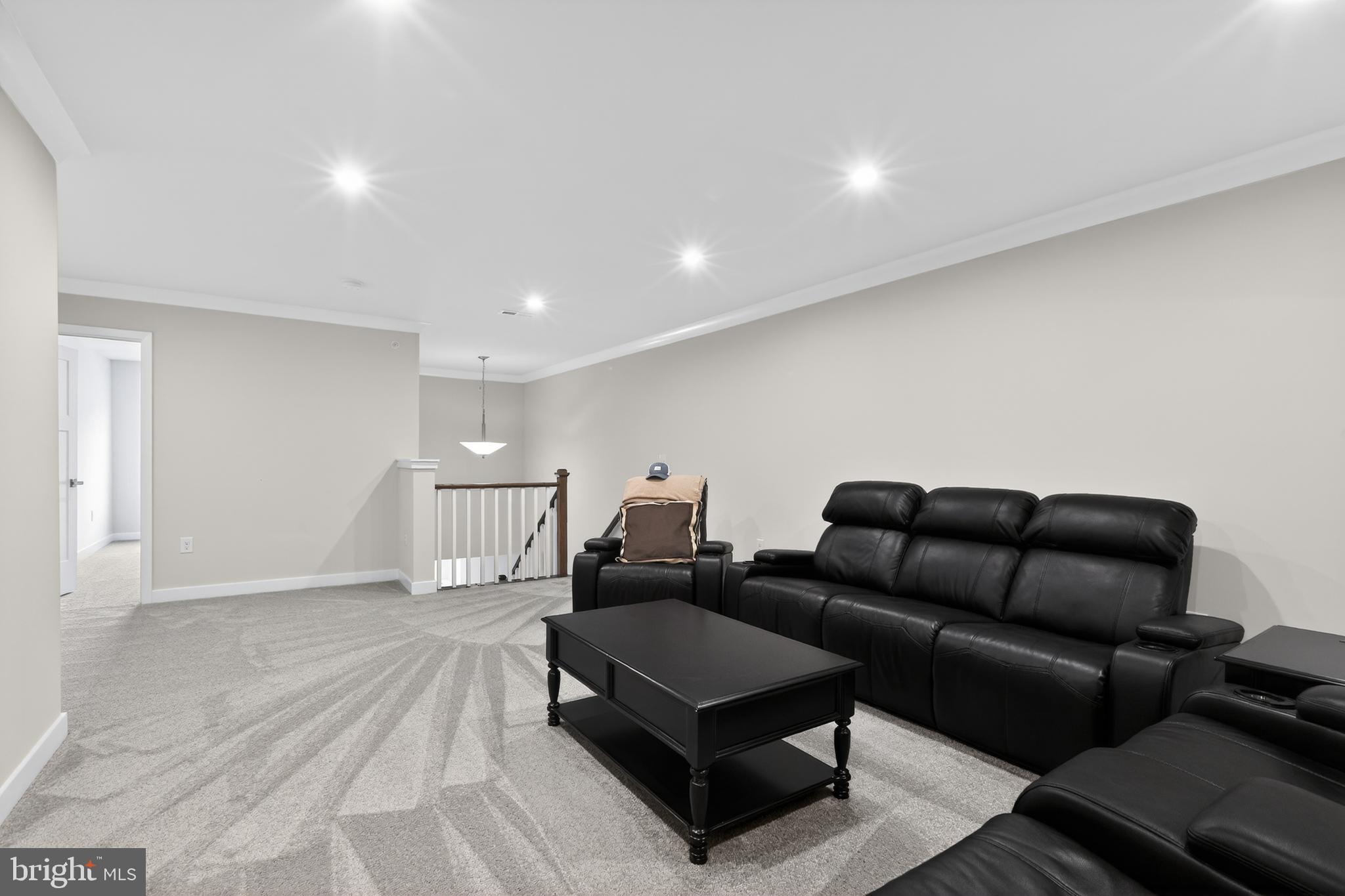 YARDLEY WOODS - Residential