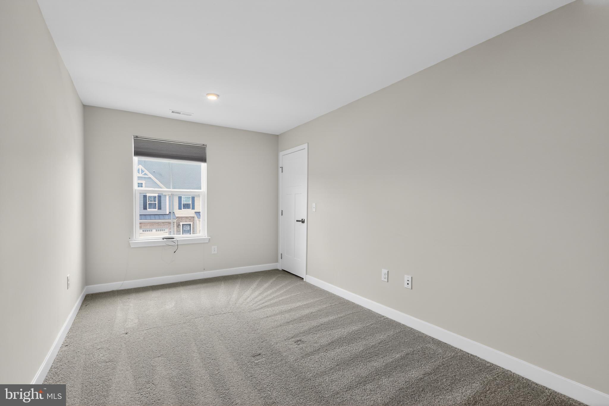YARDLEY WOODS - Residential