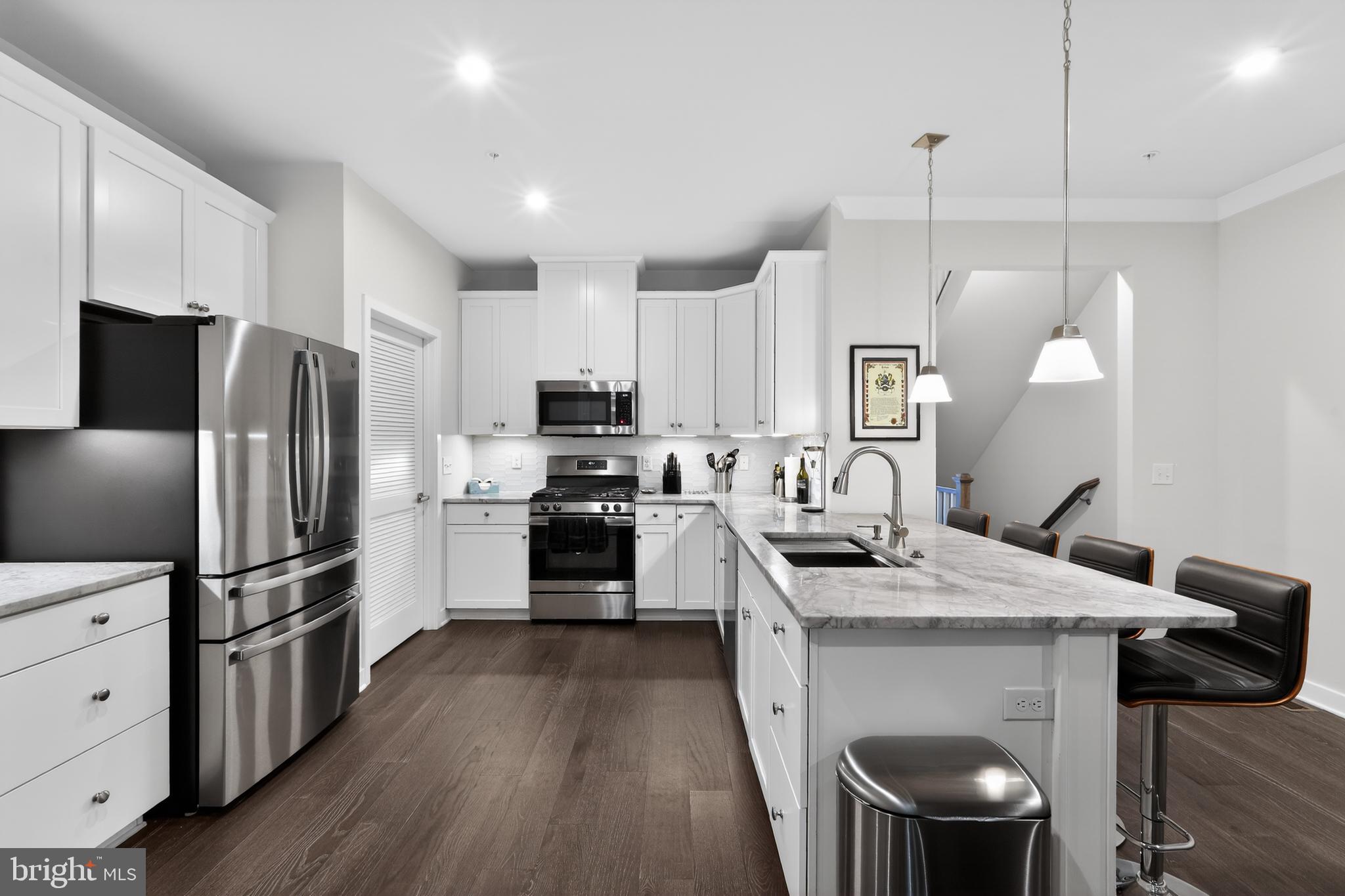 YARDLEY WOODS - Residential