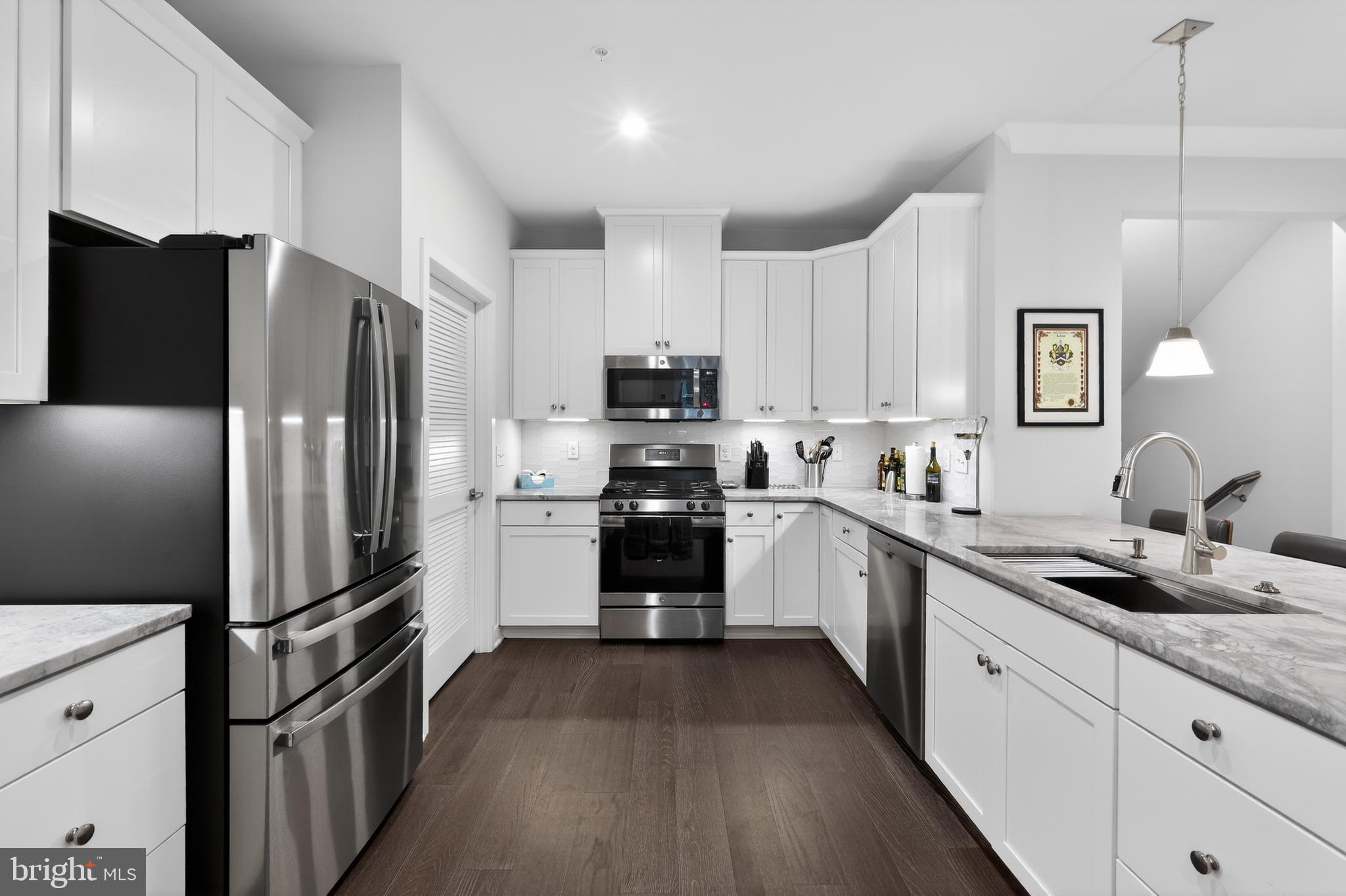 YARDLEY WOODS - Residential