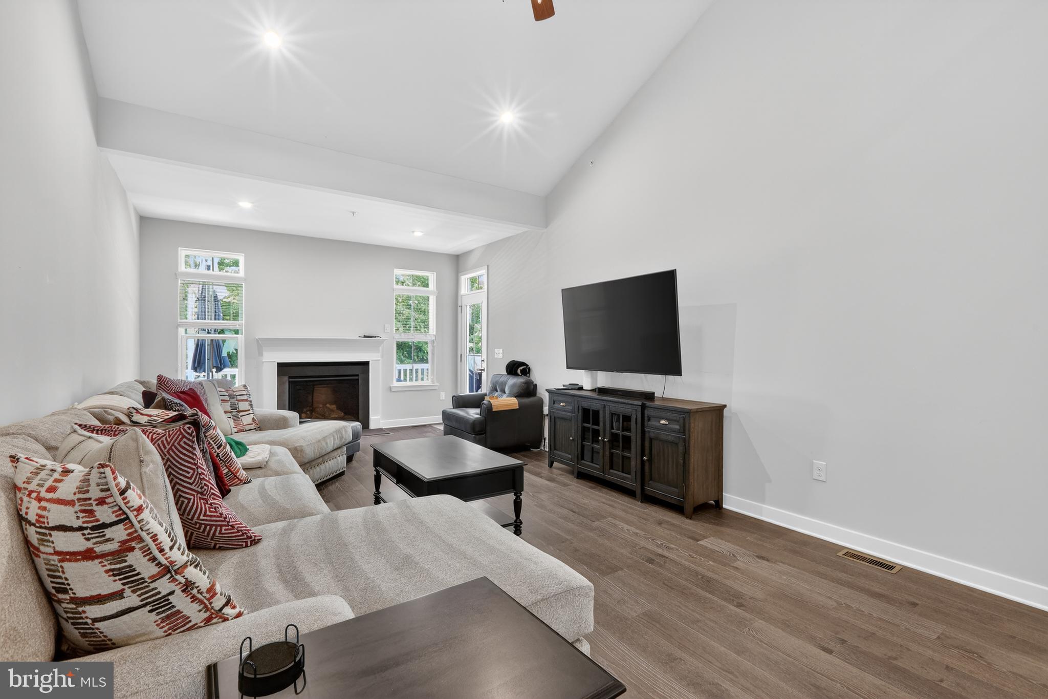 YARDLEY WOODS - Residential