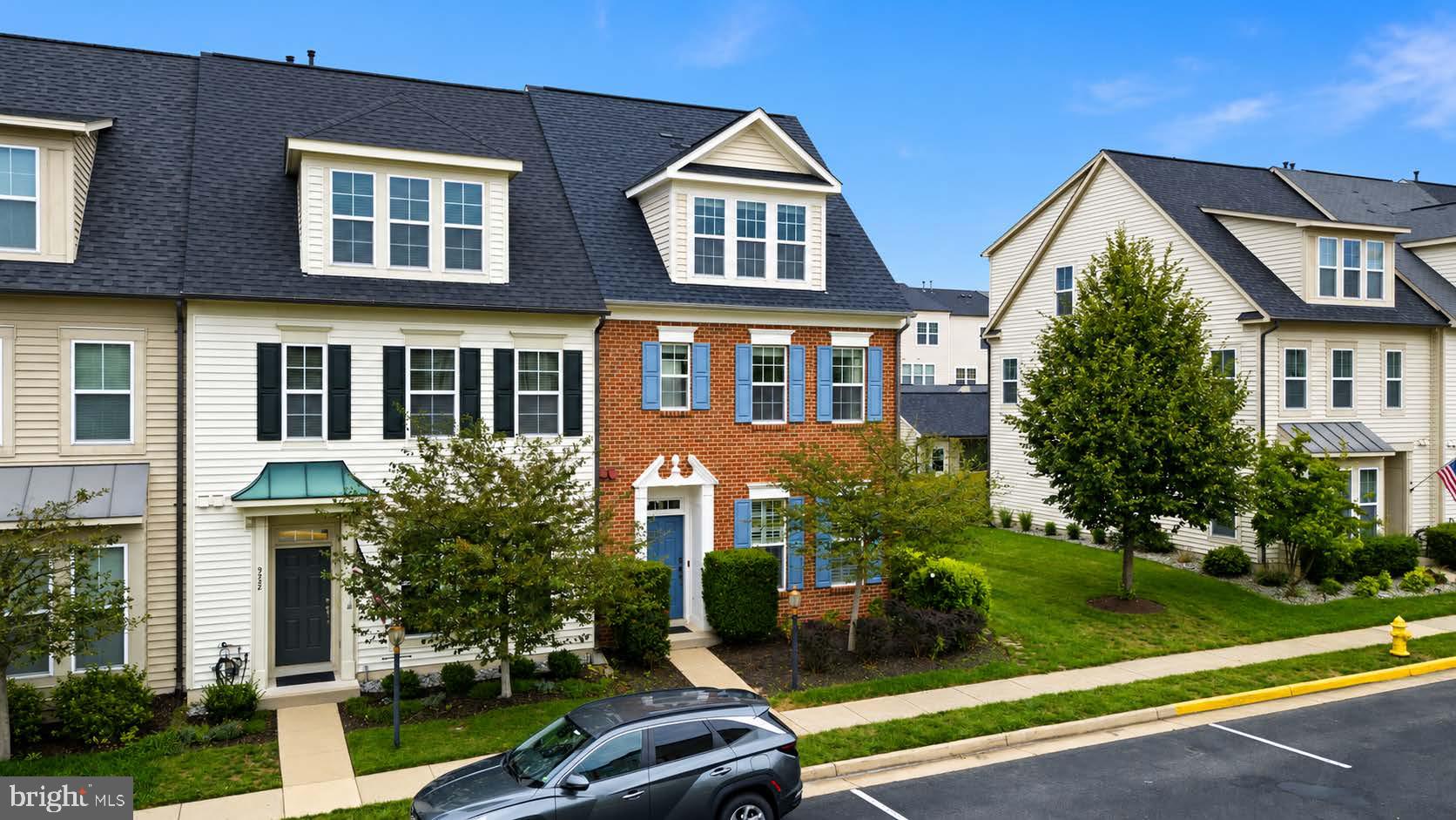 VICTORY LAKES - Residential