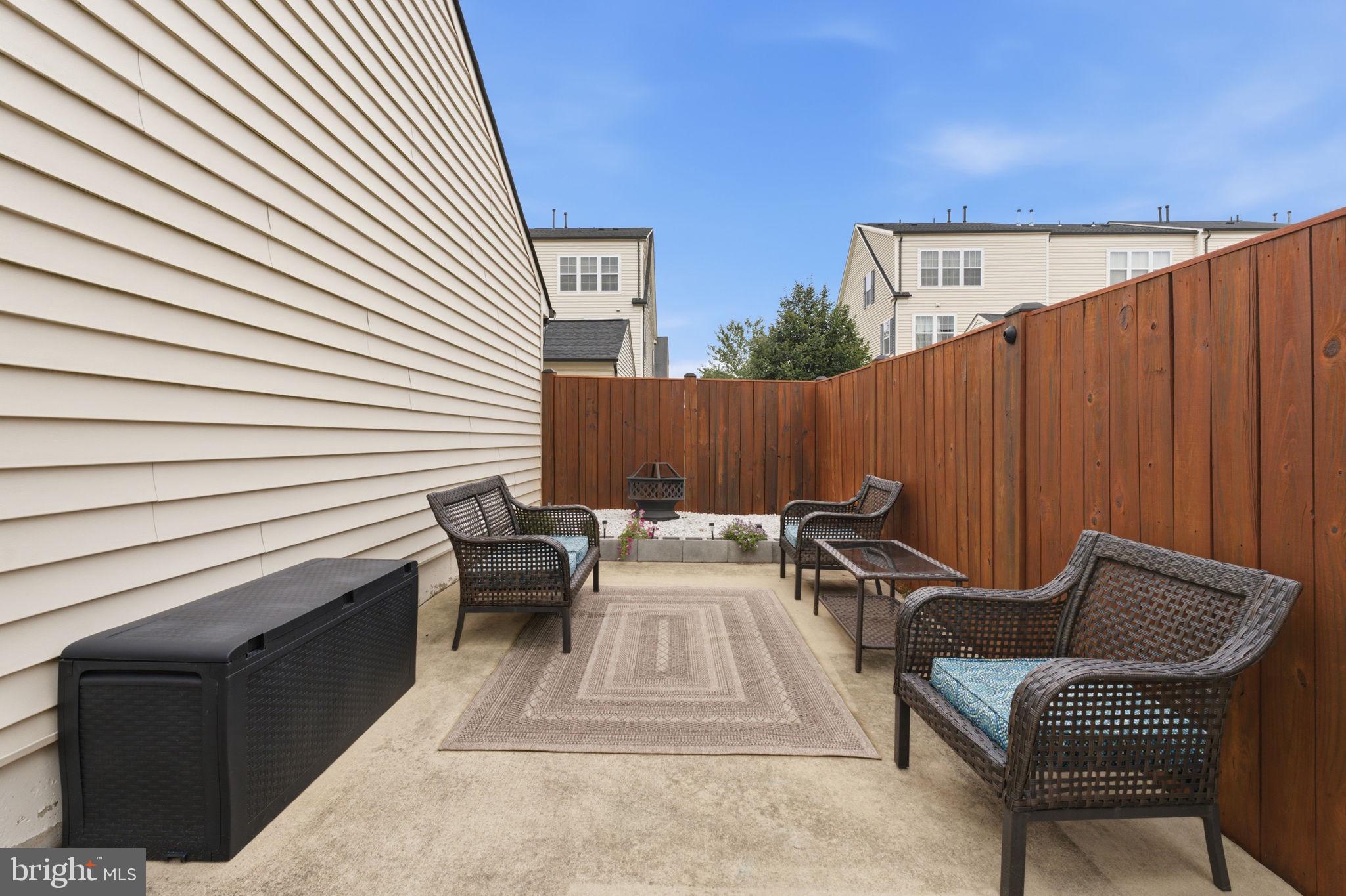VICTORY LAKES - Residential