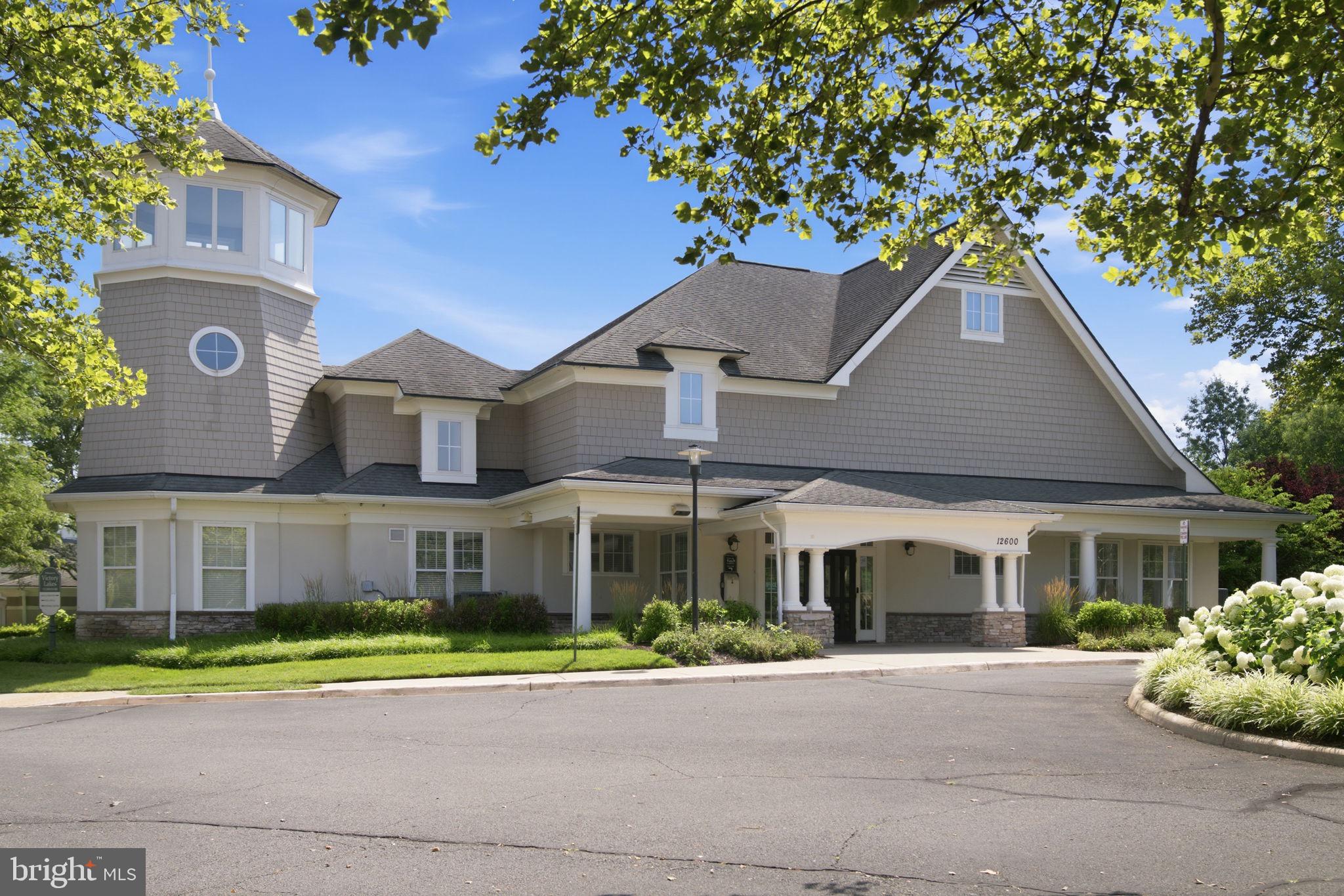 VICTORY LAKES - Residential