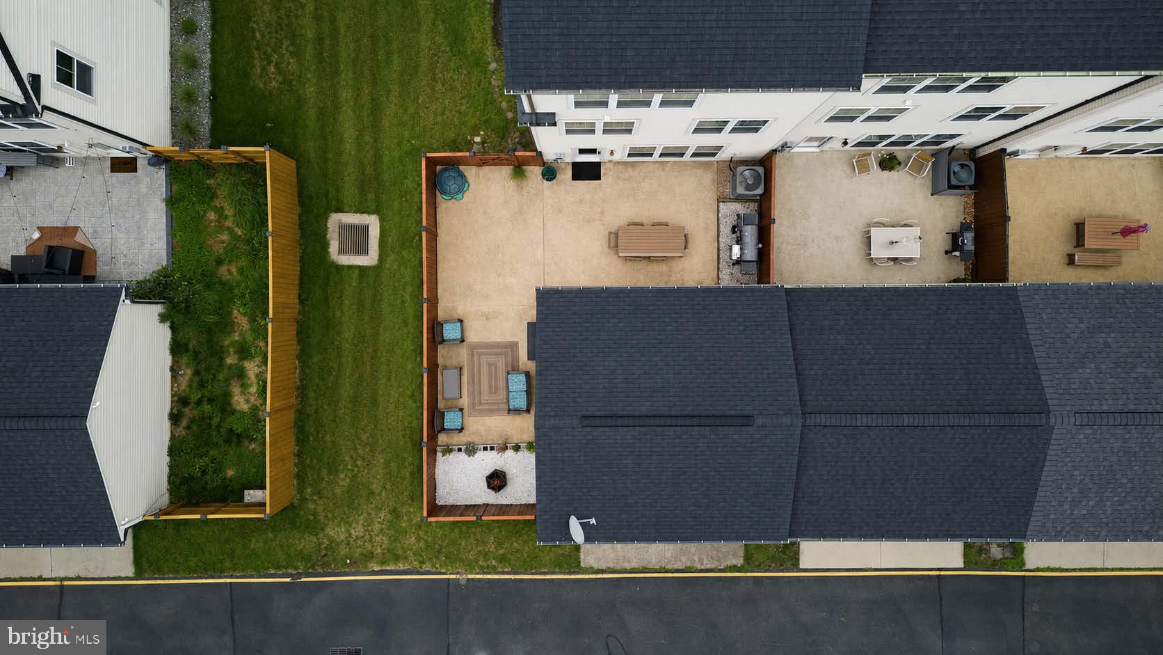 VICTORY LAKES - Residential