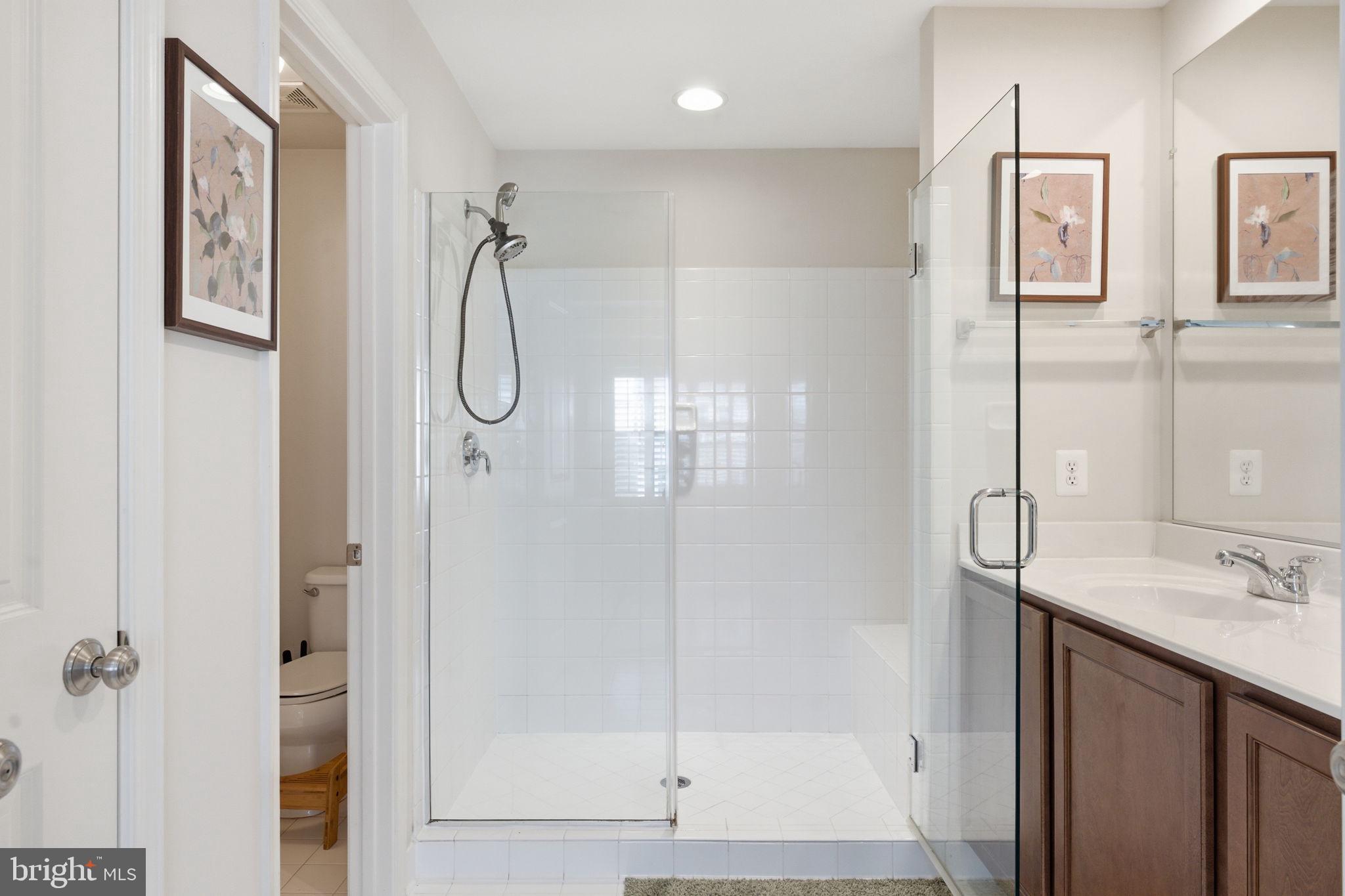 VICTORY LAKES - Residential