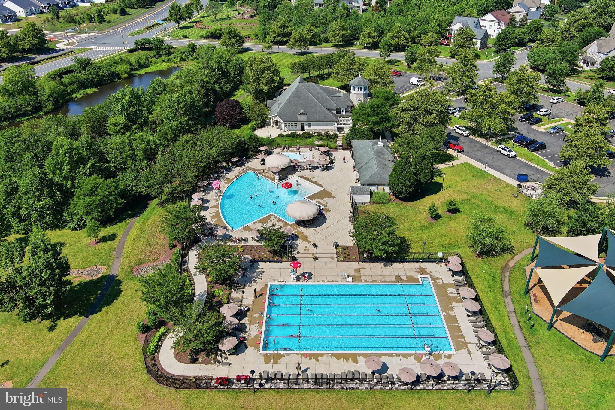 VICTORY LAKES - Residential