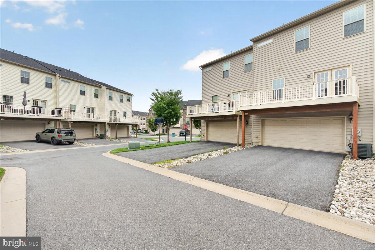 JEFFERSON PLACE - Residential