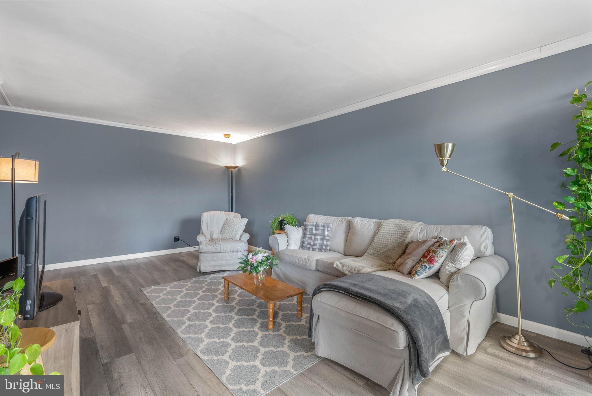 WYNNEFIELD HEIGHTS - Residential
