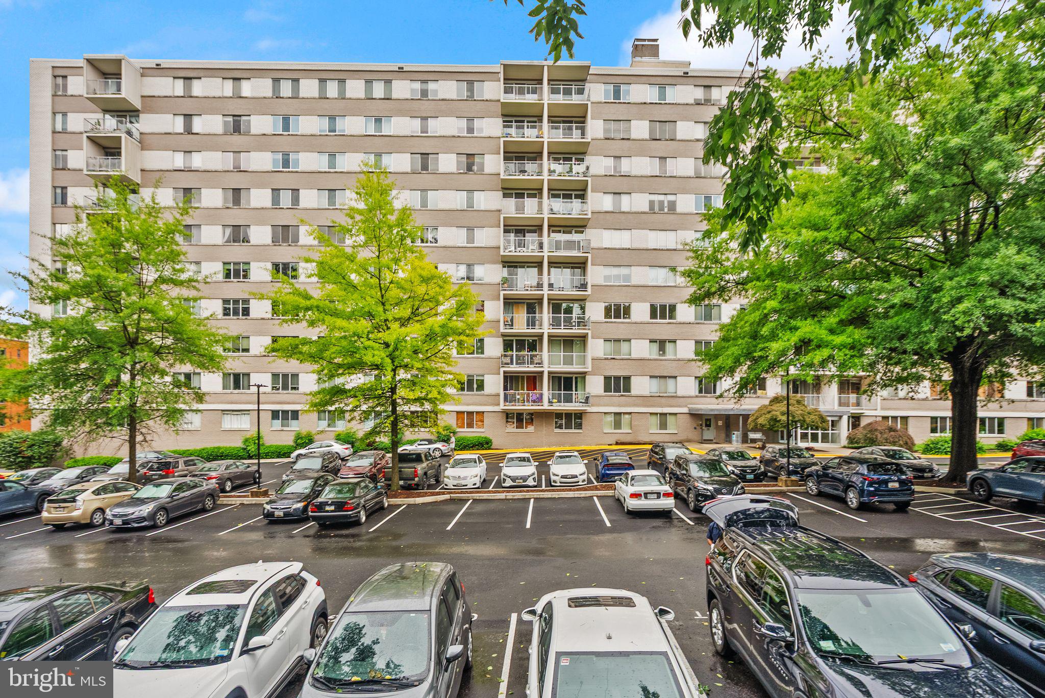 WHITEHALL - Residential