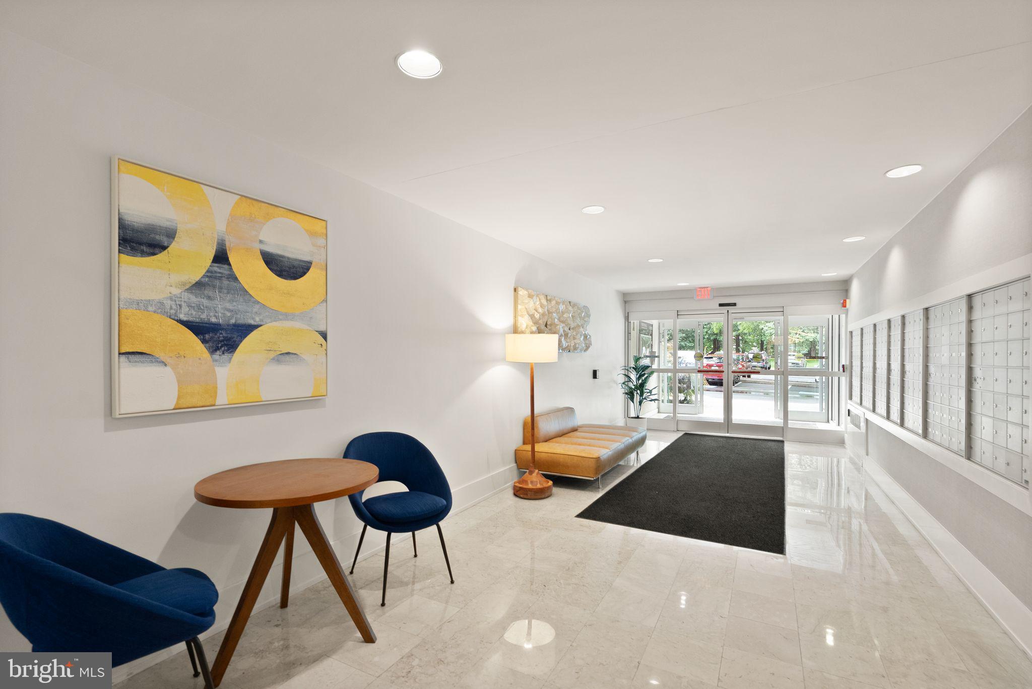 WHITEHALL - Residential