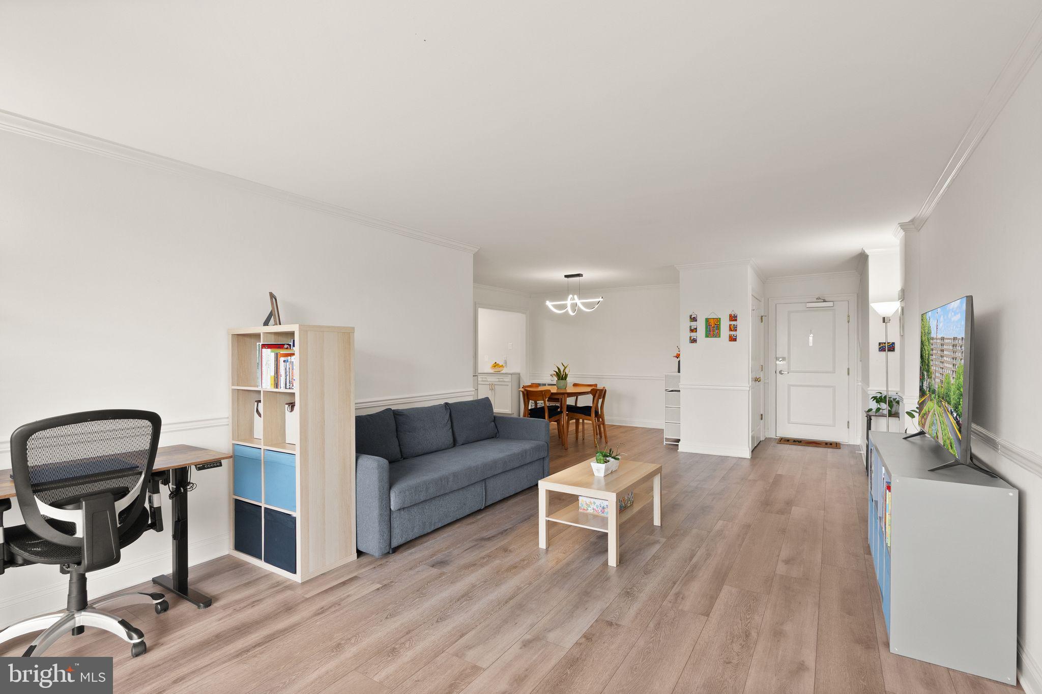 WHITEHALL - Residential