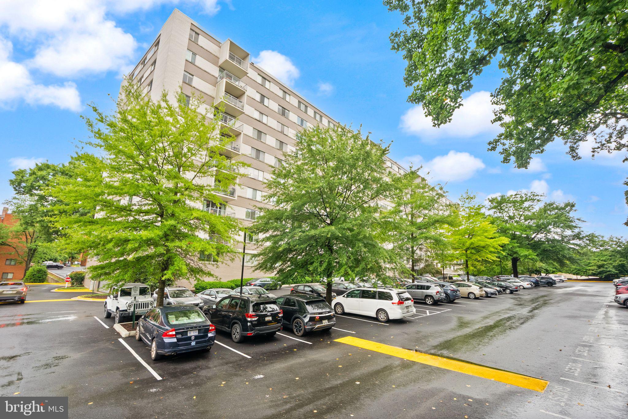 WHITEHALL - Residential
