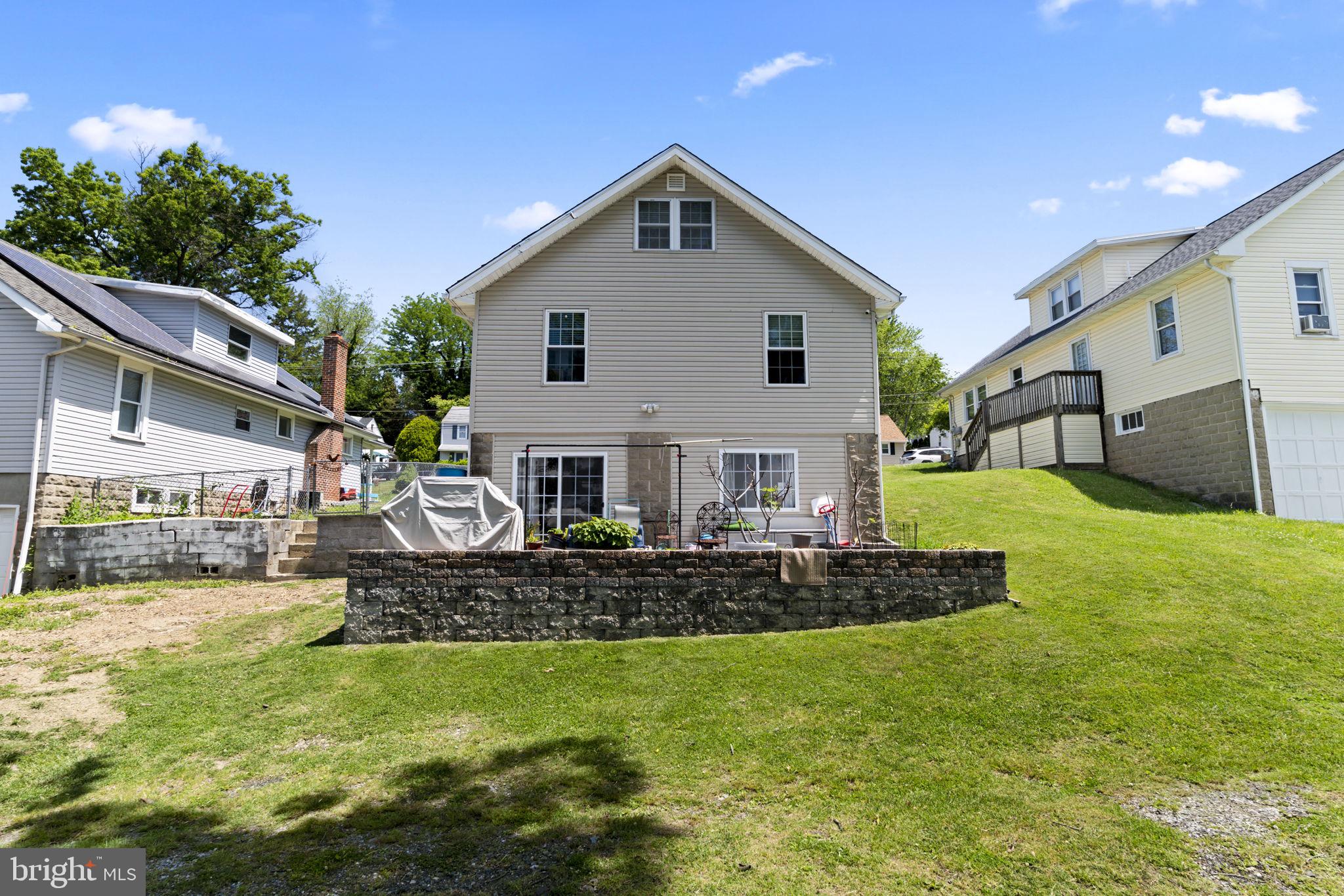 WILLOW GROVE - Residential