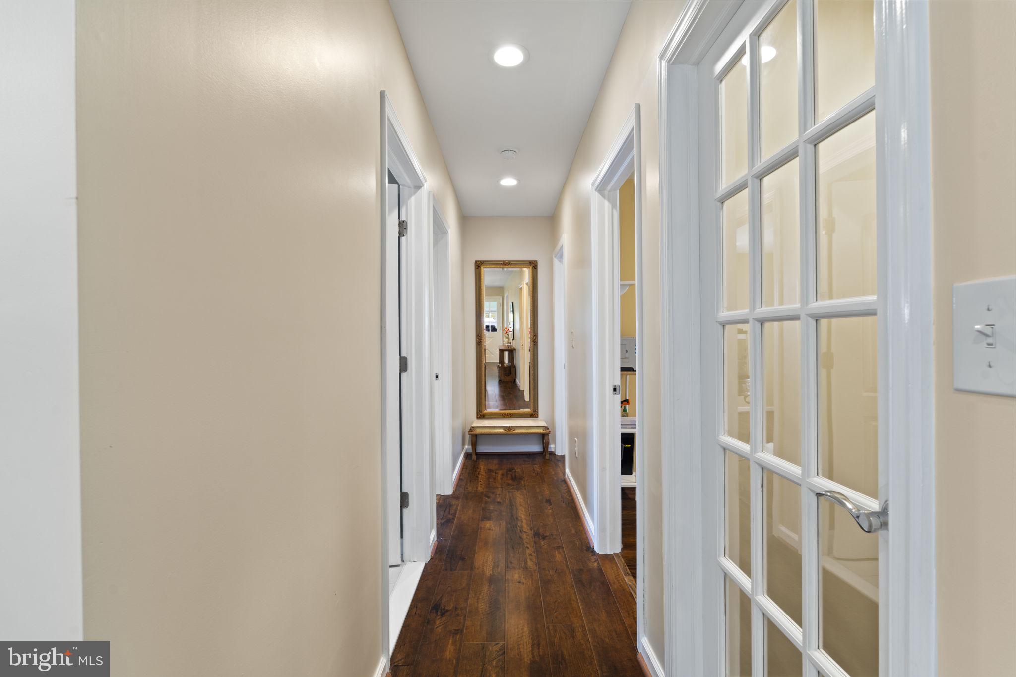 WILLOW GROVE - Residential