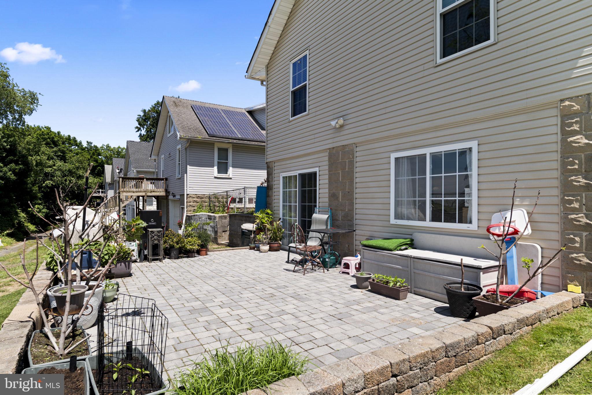 WILLOW GROVE - Residential