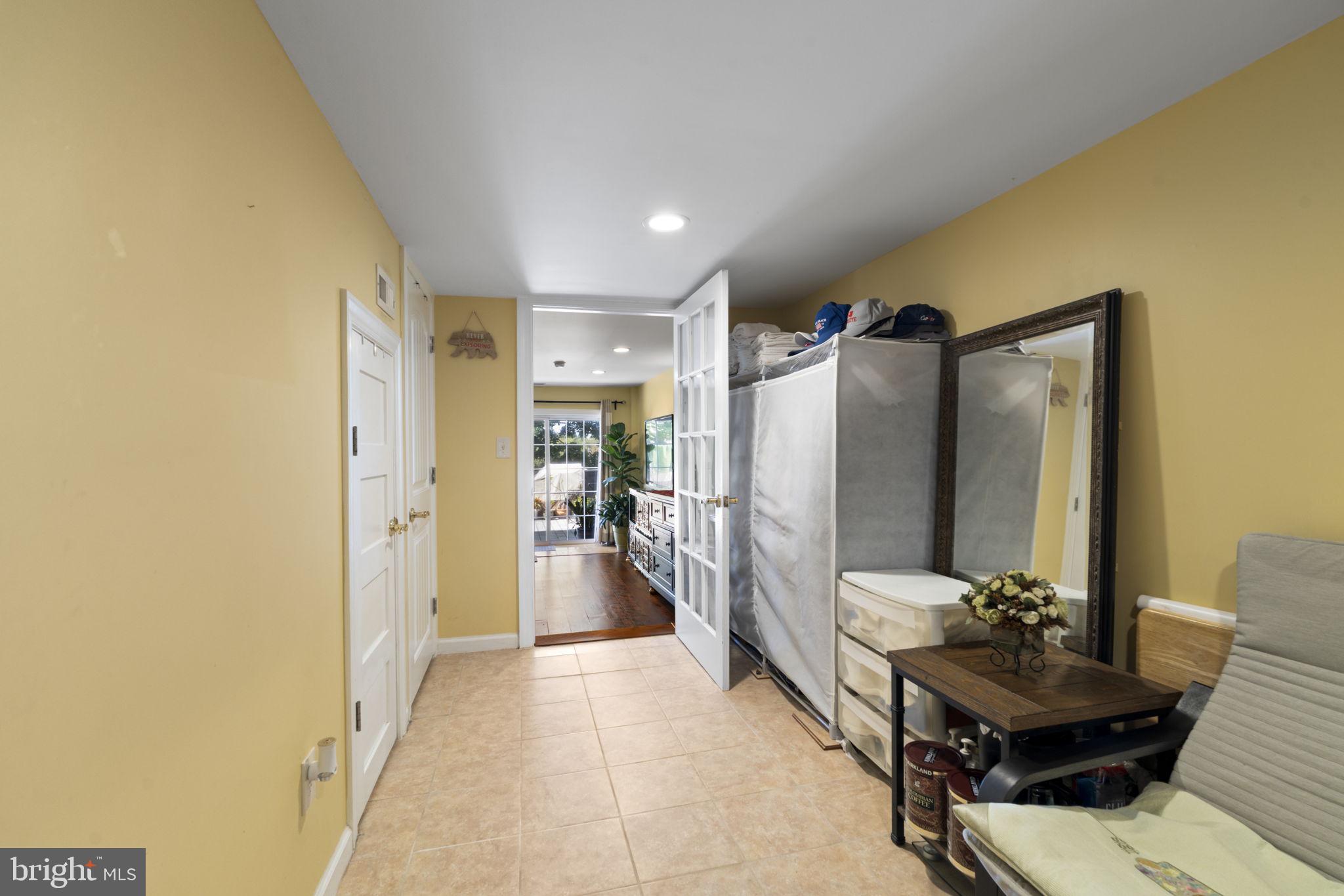 WILLOW GROVE - Residential