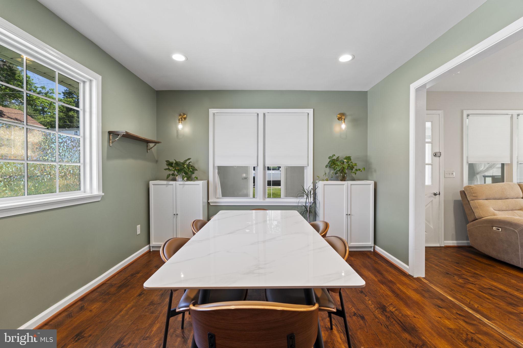 WILLOW GROVE - Residential