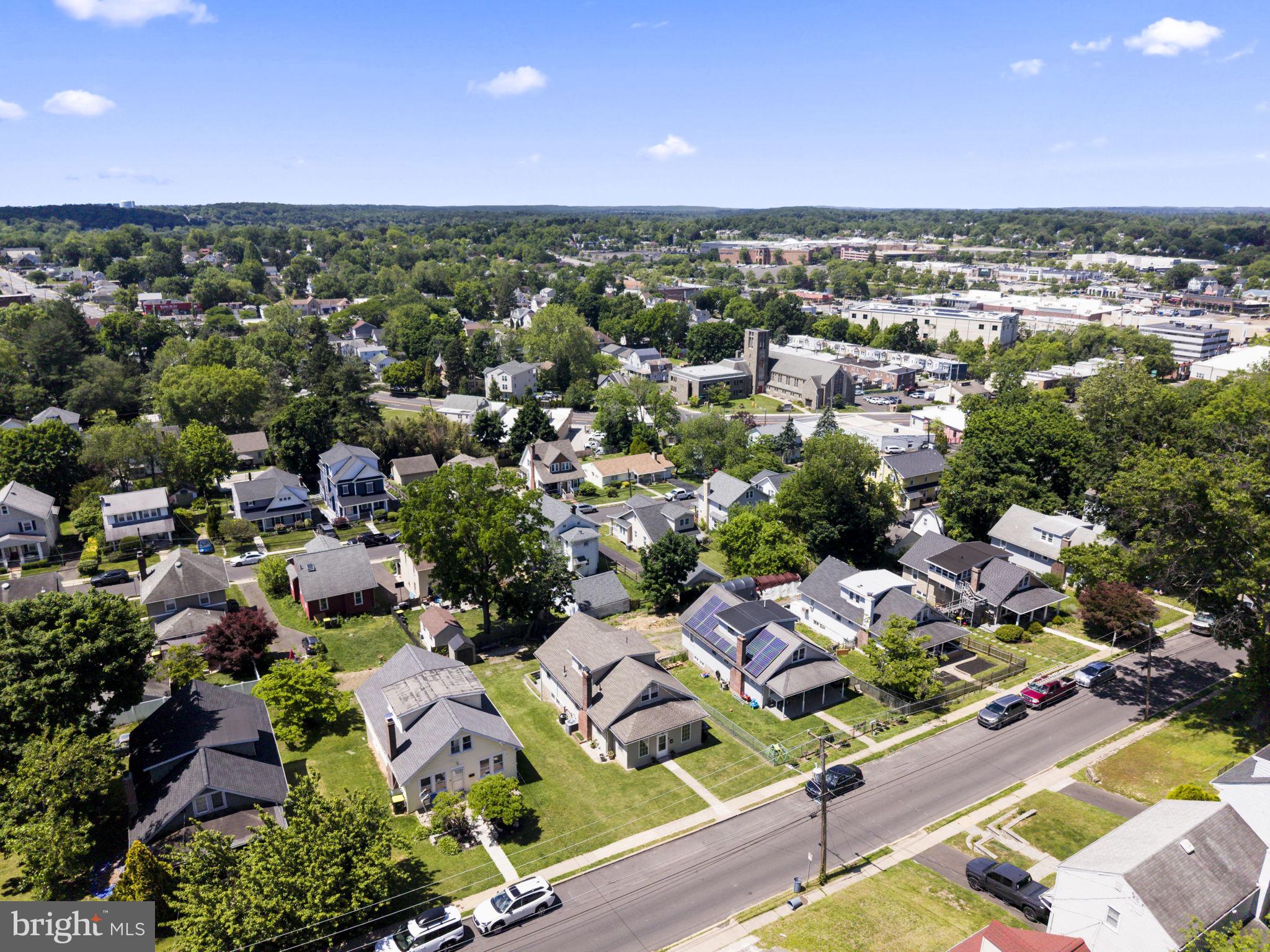 WILLOW GROVE - Residential