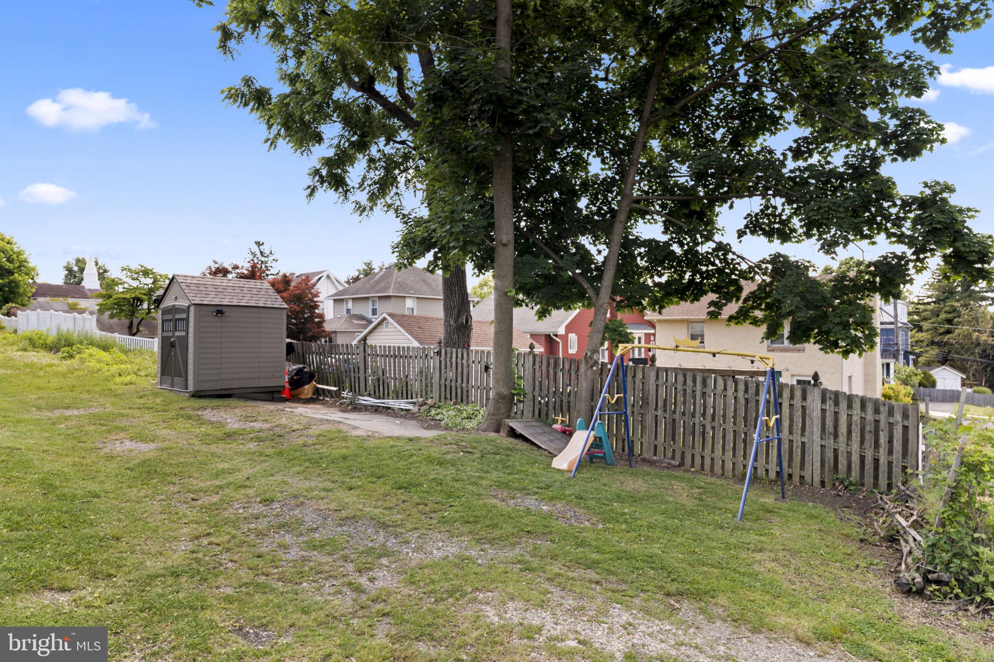 WILLOW GROVE - Residential