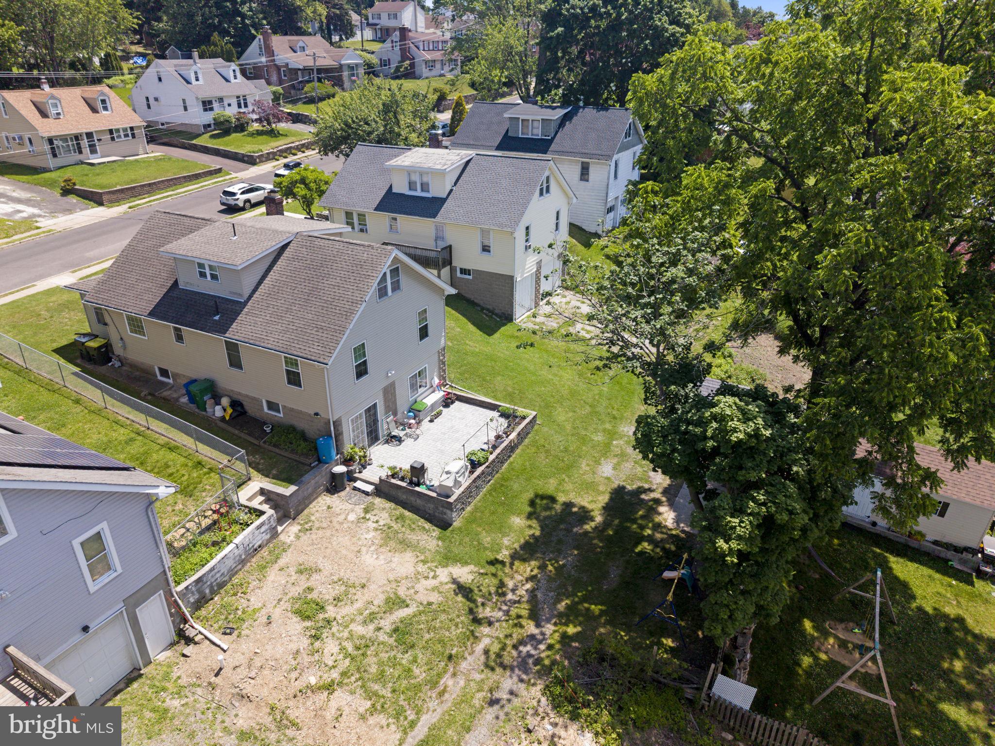 WILLOW GROVE - Residential